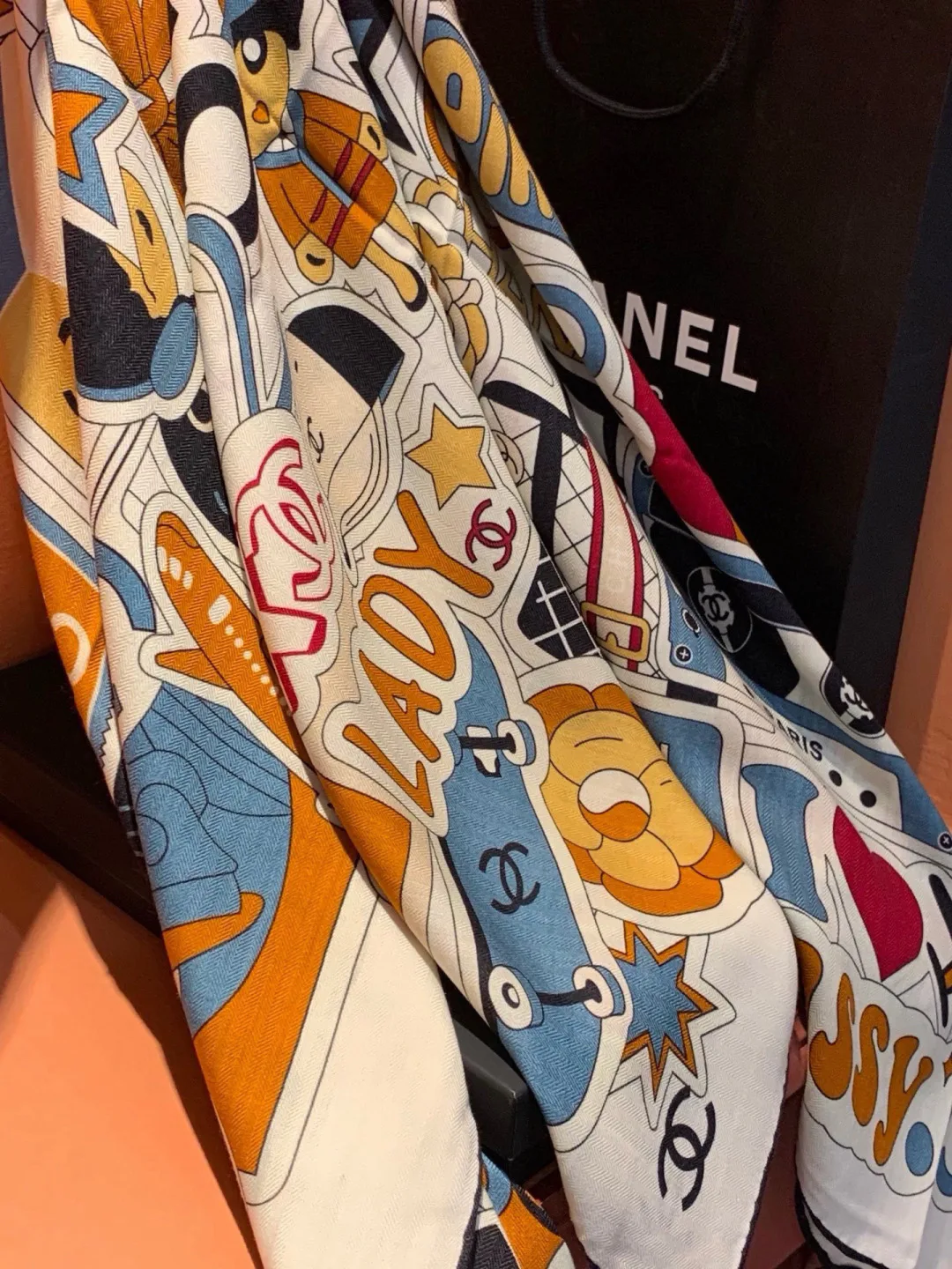 Платки Chanel 18675695