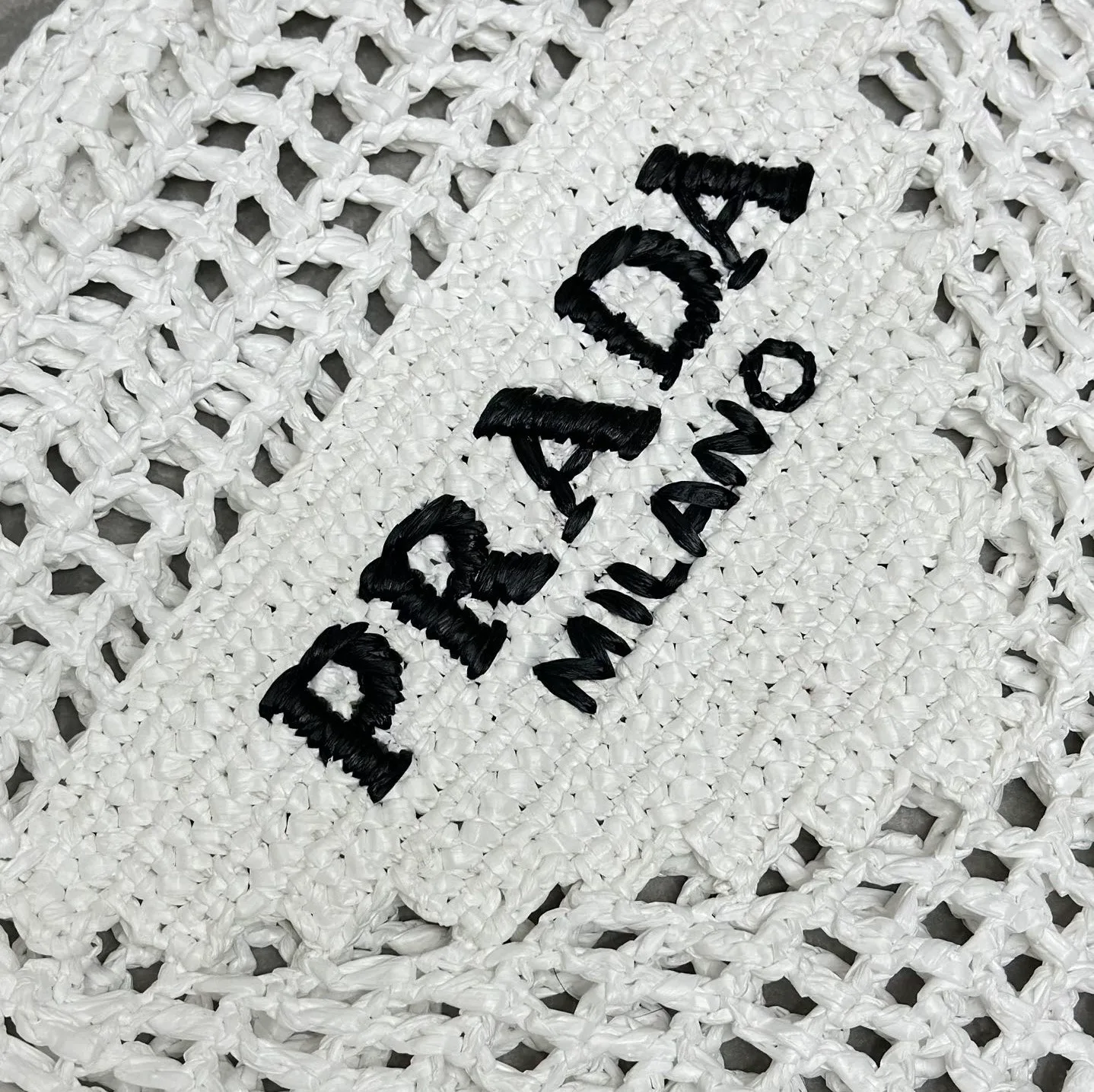 Классические Сумки Женские Prada 11681951