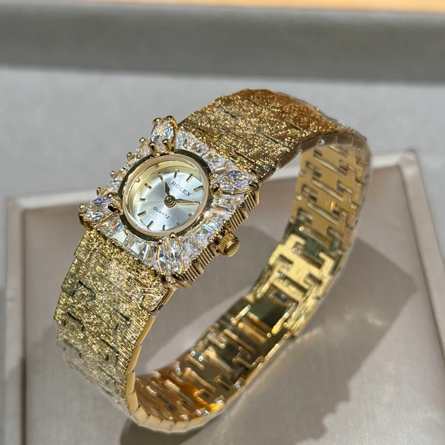 Часы Женские Rolex 17843054