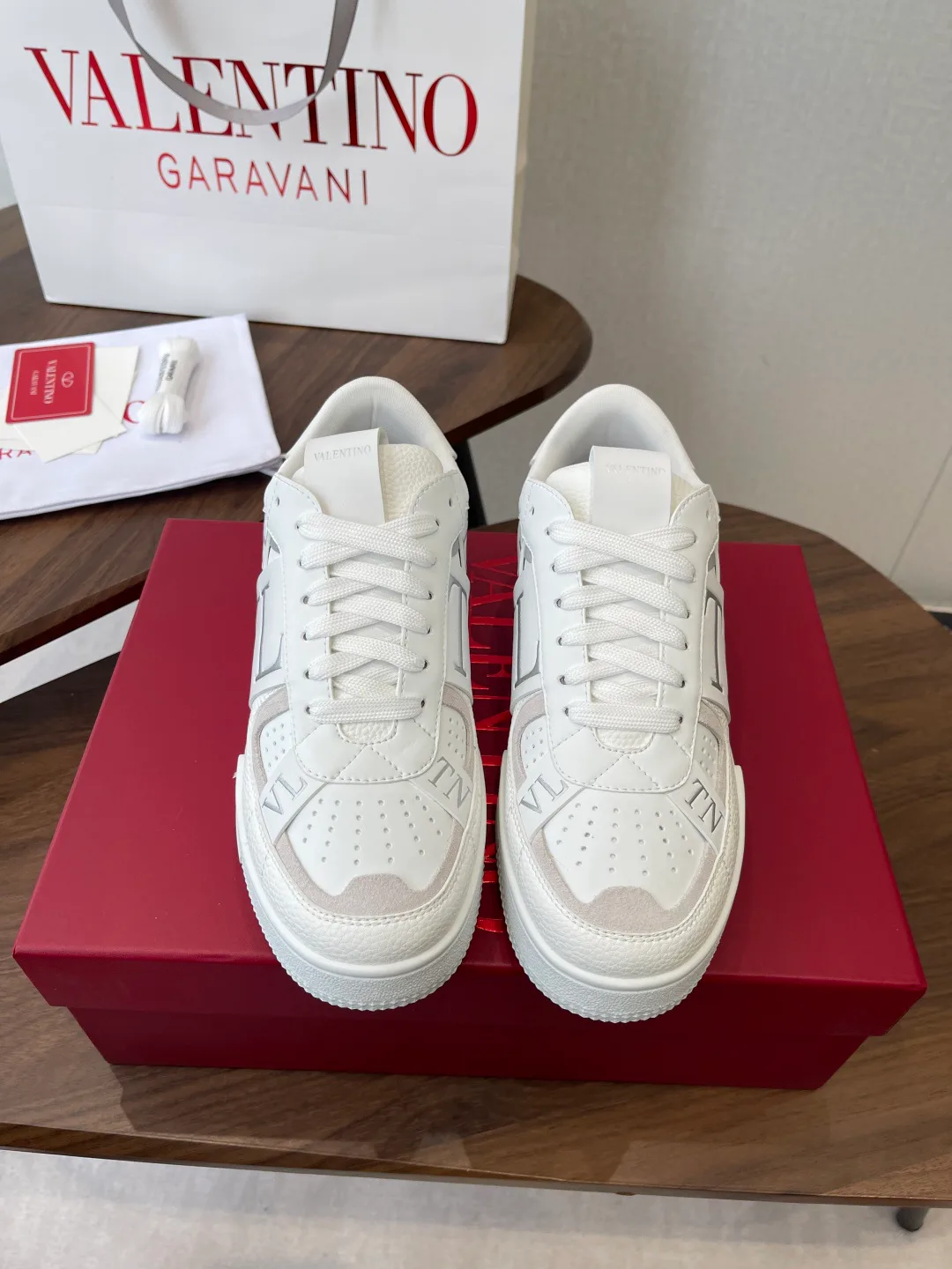 Кроссовки Женские Valentino 869988