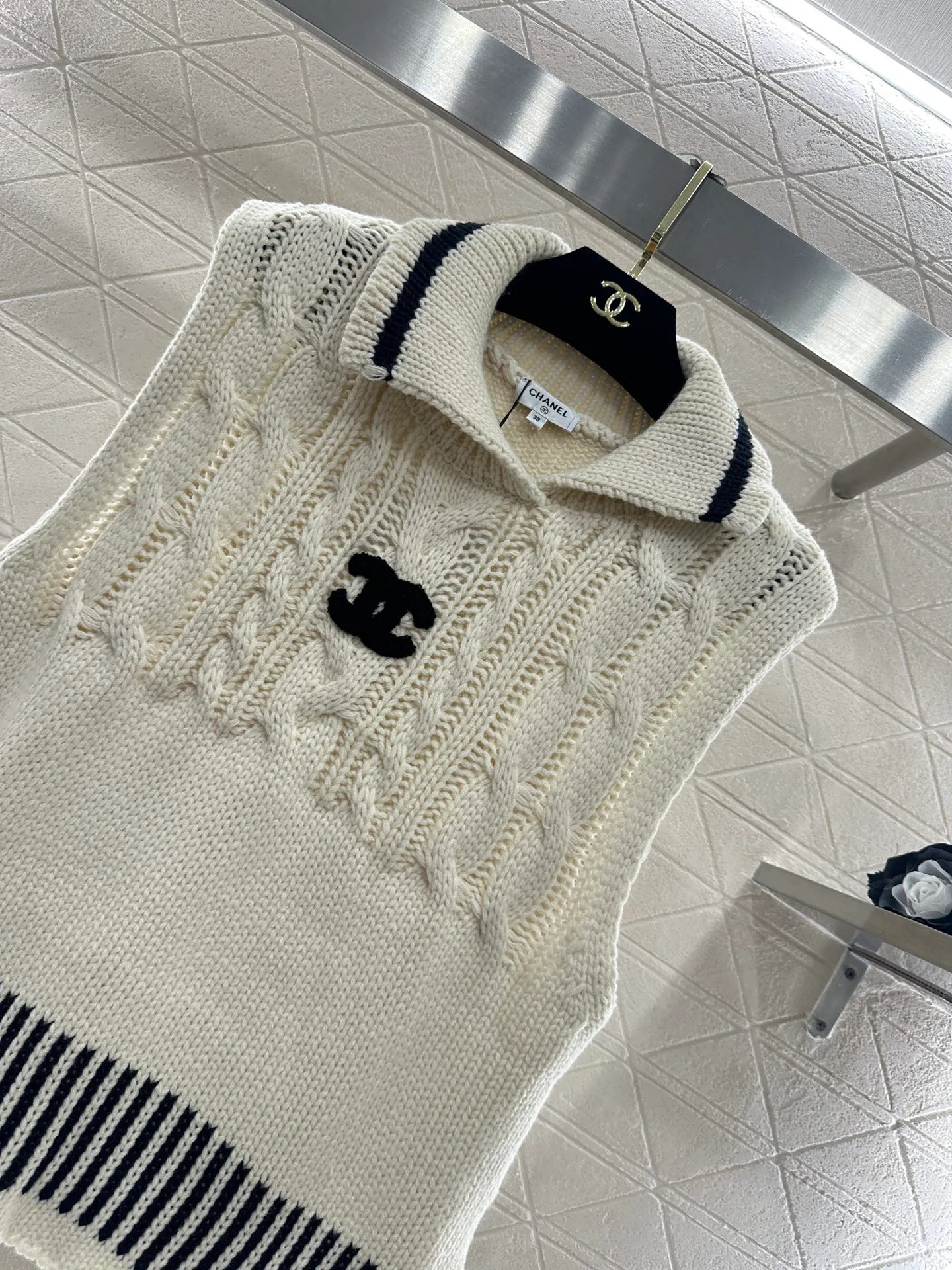 Жилеты Женские Chanel 1392584