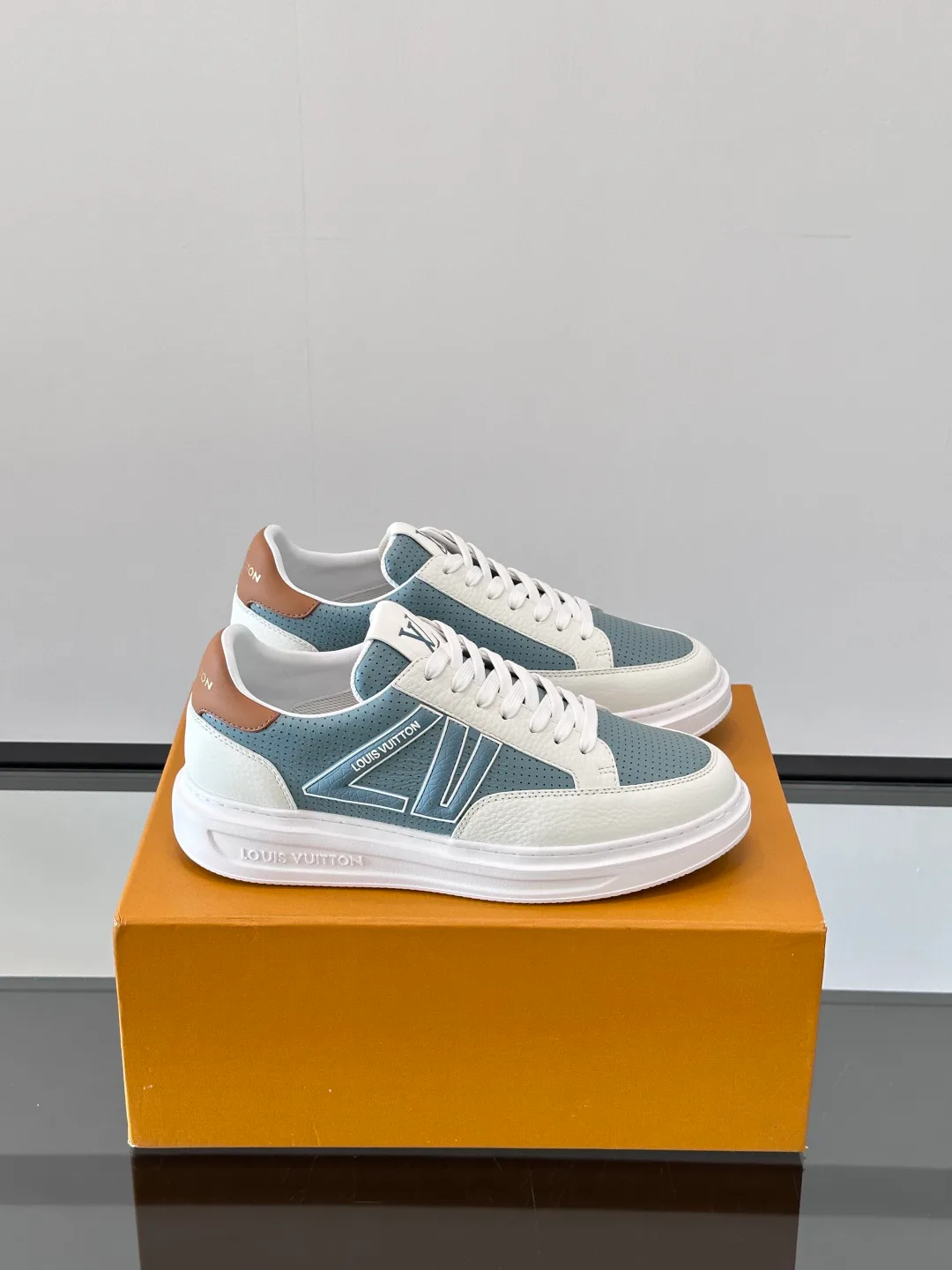 Кроссовки Мужские Louis Vuitton 1142167