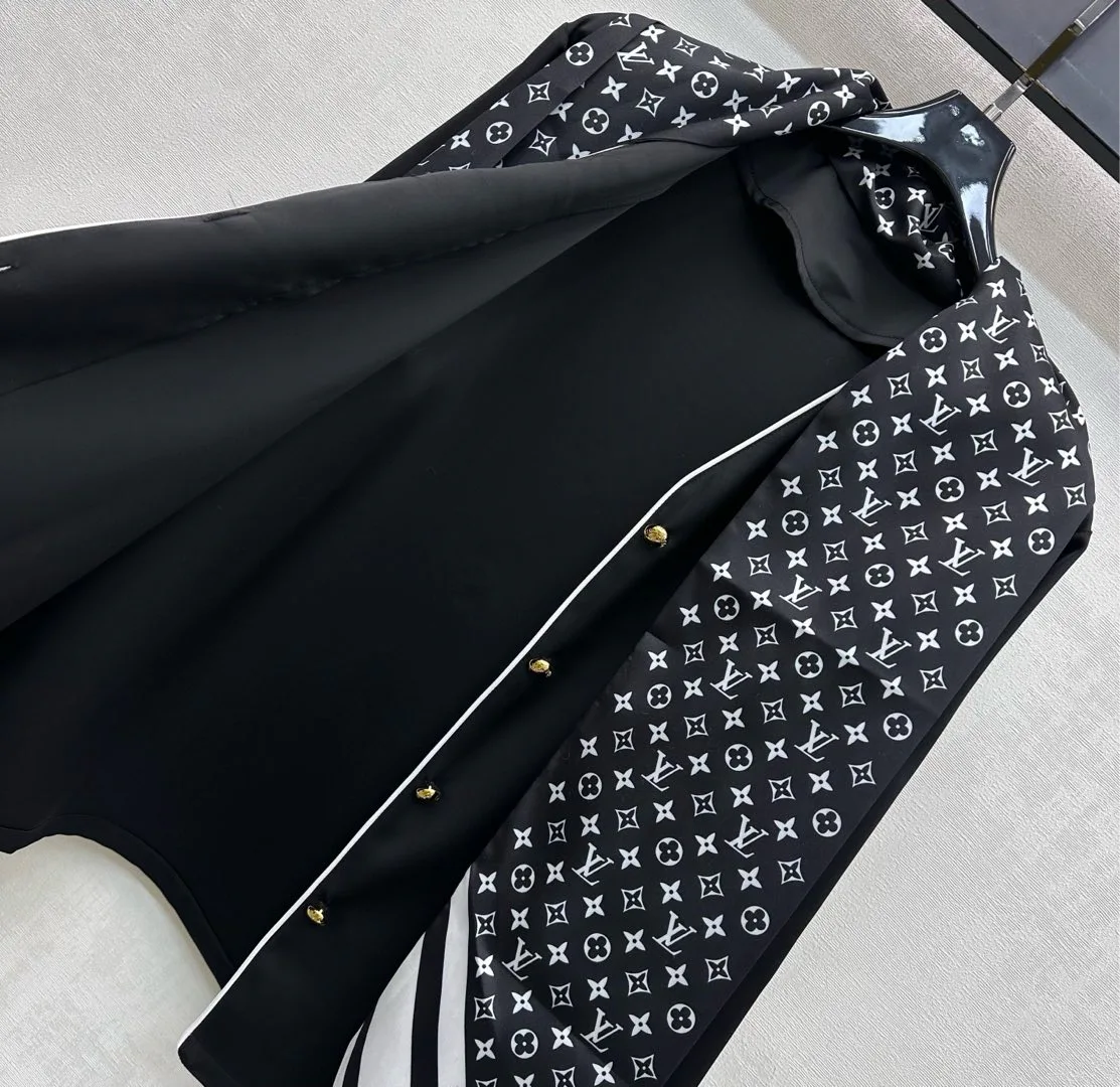 Костюмы Женские Louis Vuitton 1330466