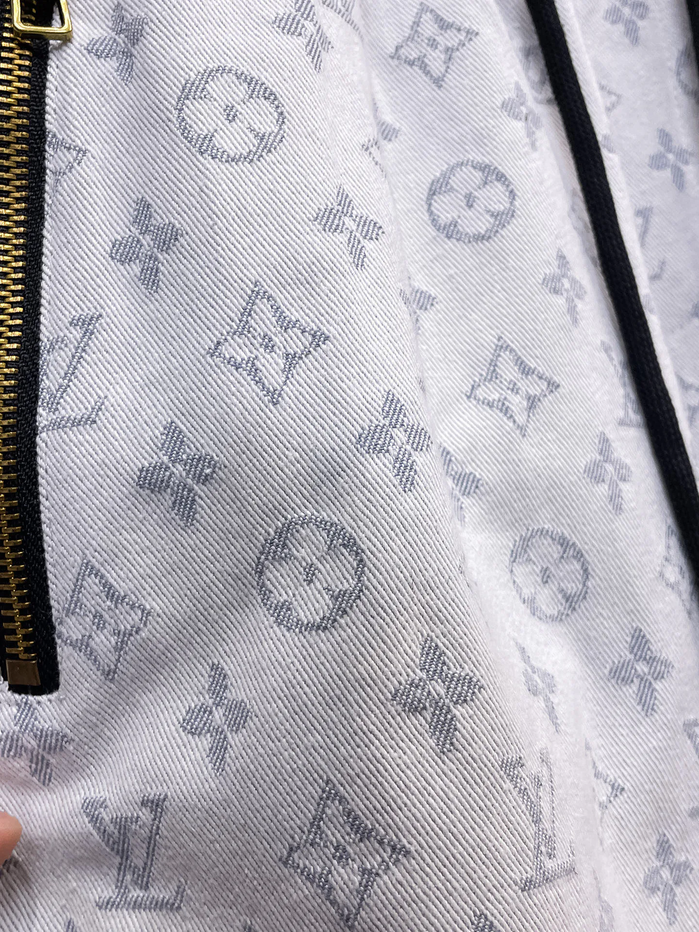Шорты Мужские Louis Vuitton 13417577