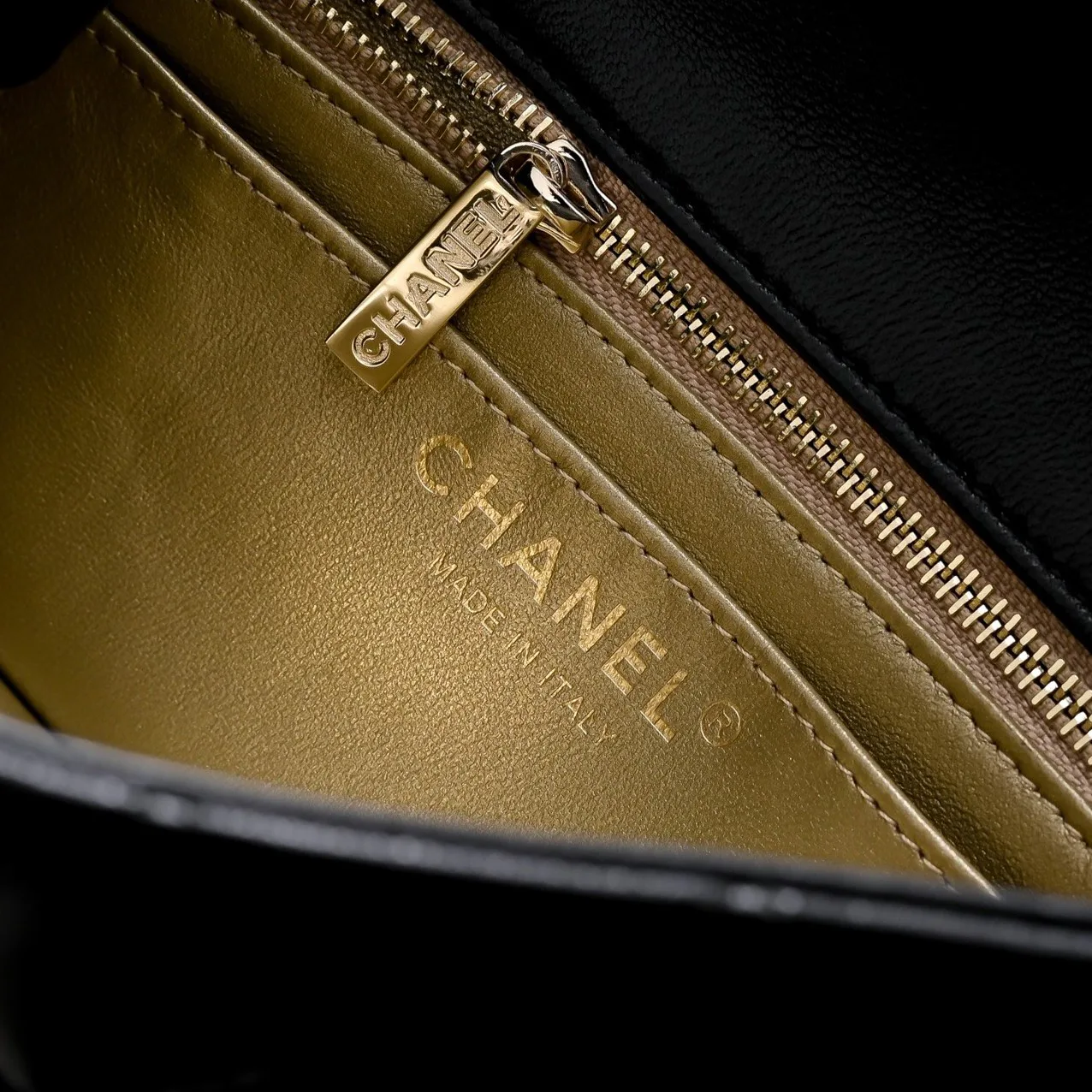 Классические Сумки Женские Chanel 18148079