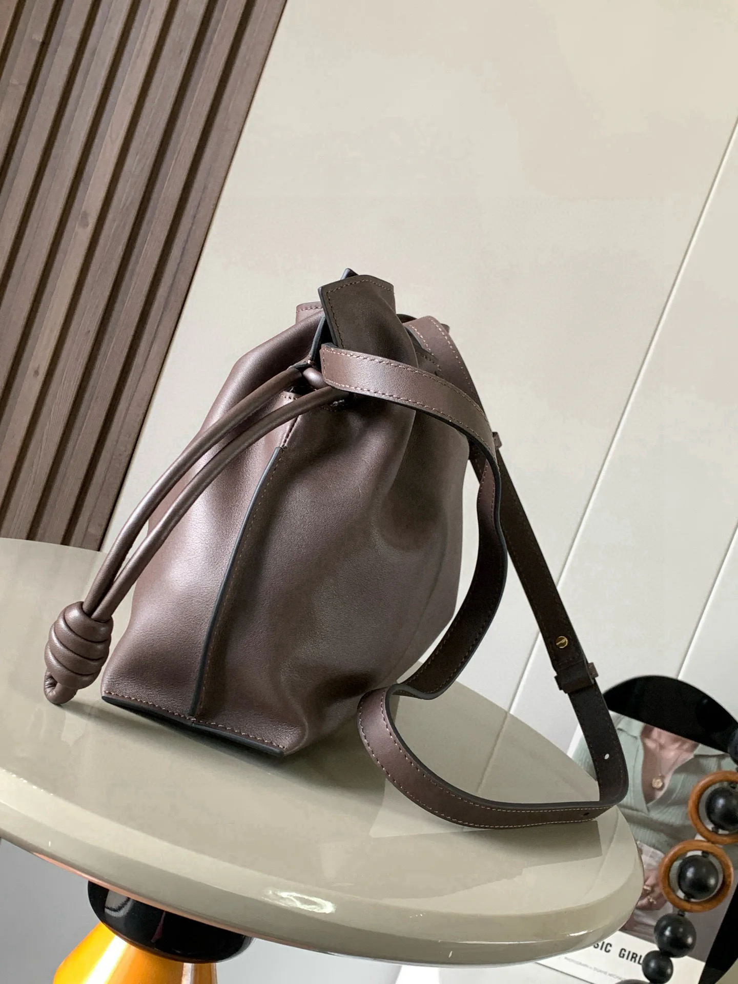 Классические Сумки Женские Loewe 10823944