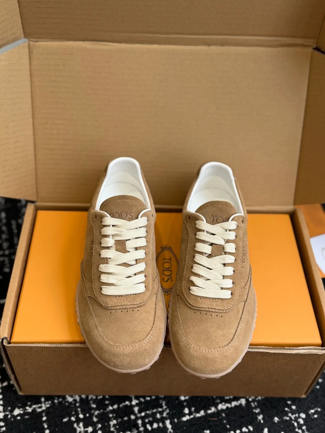 Кроссовки Женские Tod's 18409556