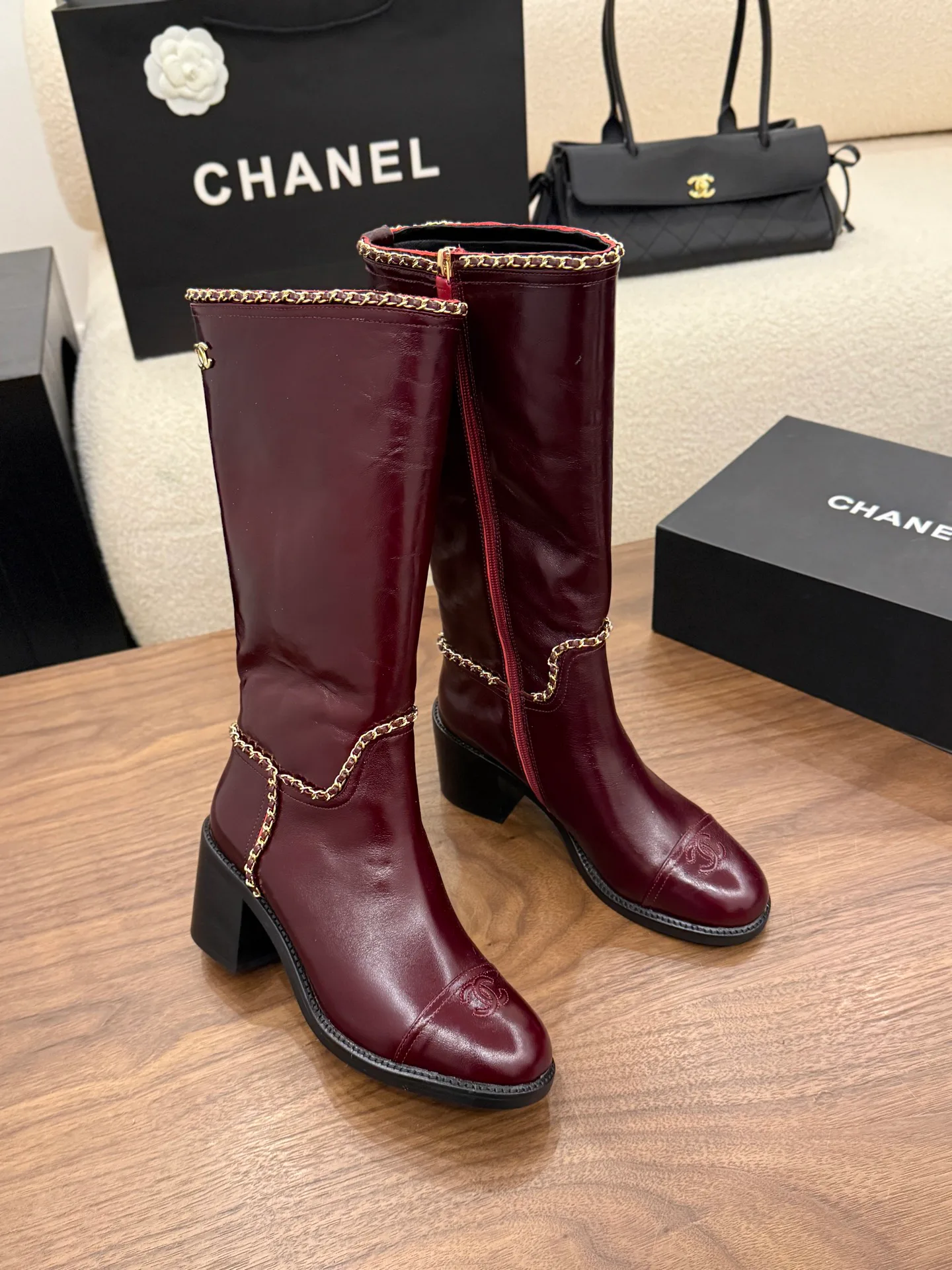 Сапоги Женские Chanel 18223580