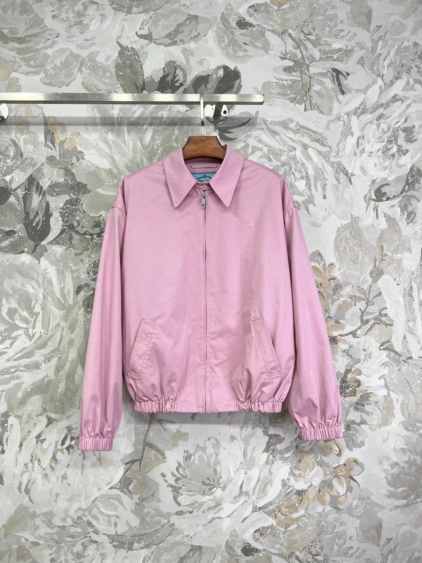 Куртки И Пуховики Женские Prada 1890567
