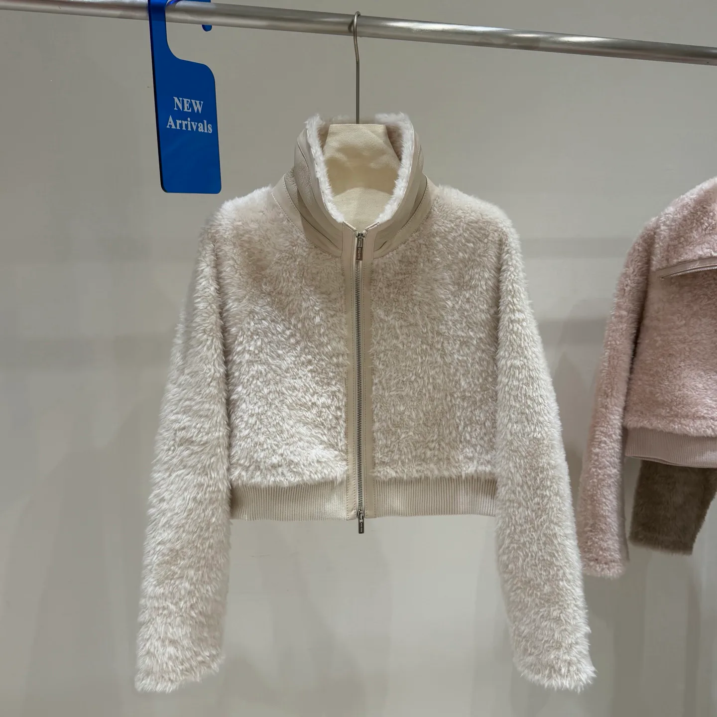 Куртки И Пуховики Женские Miu Miu 19701581