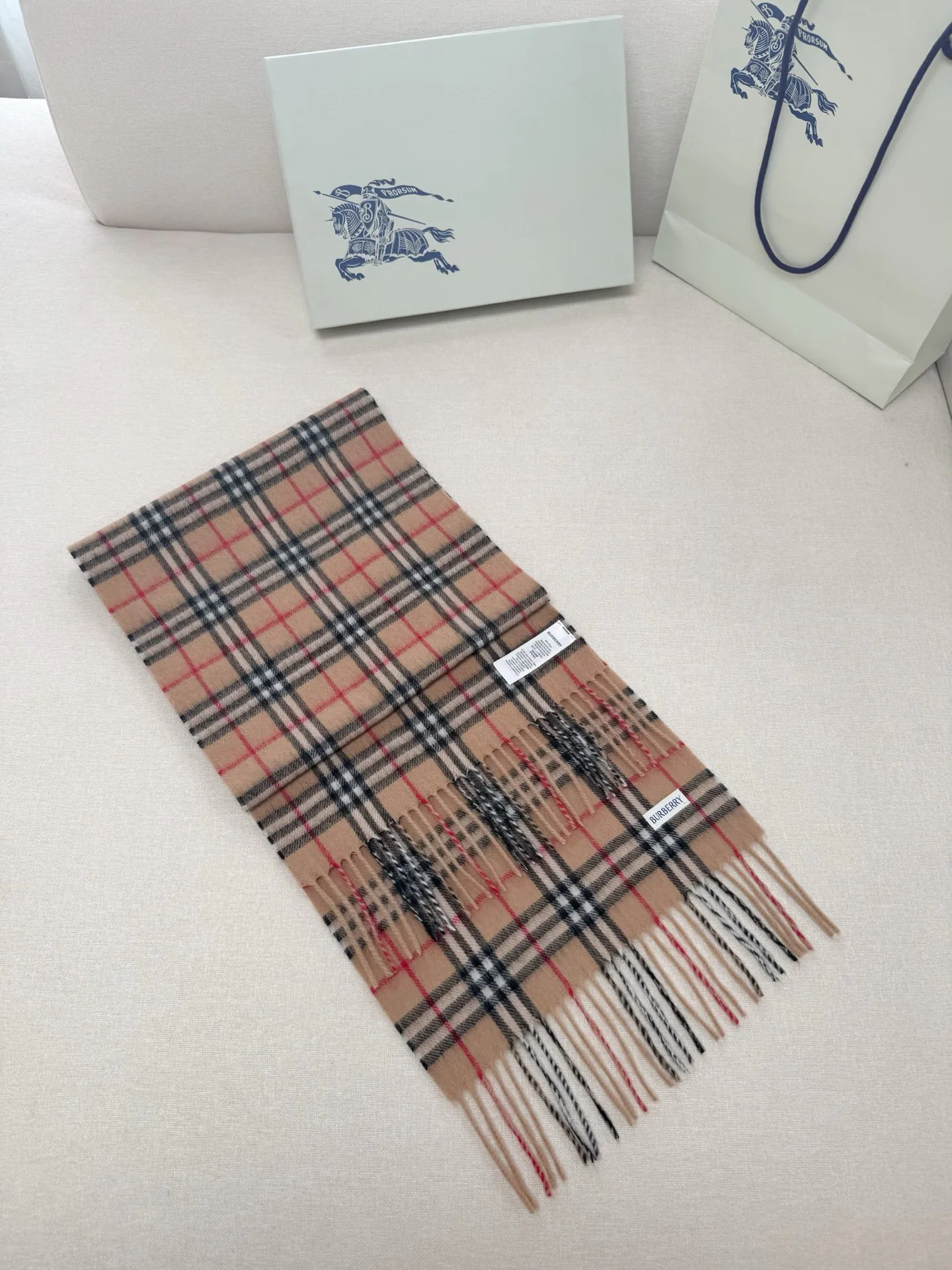 Шарфы Burberry 11247752
