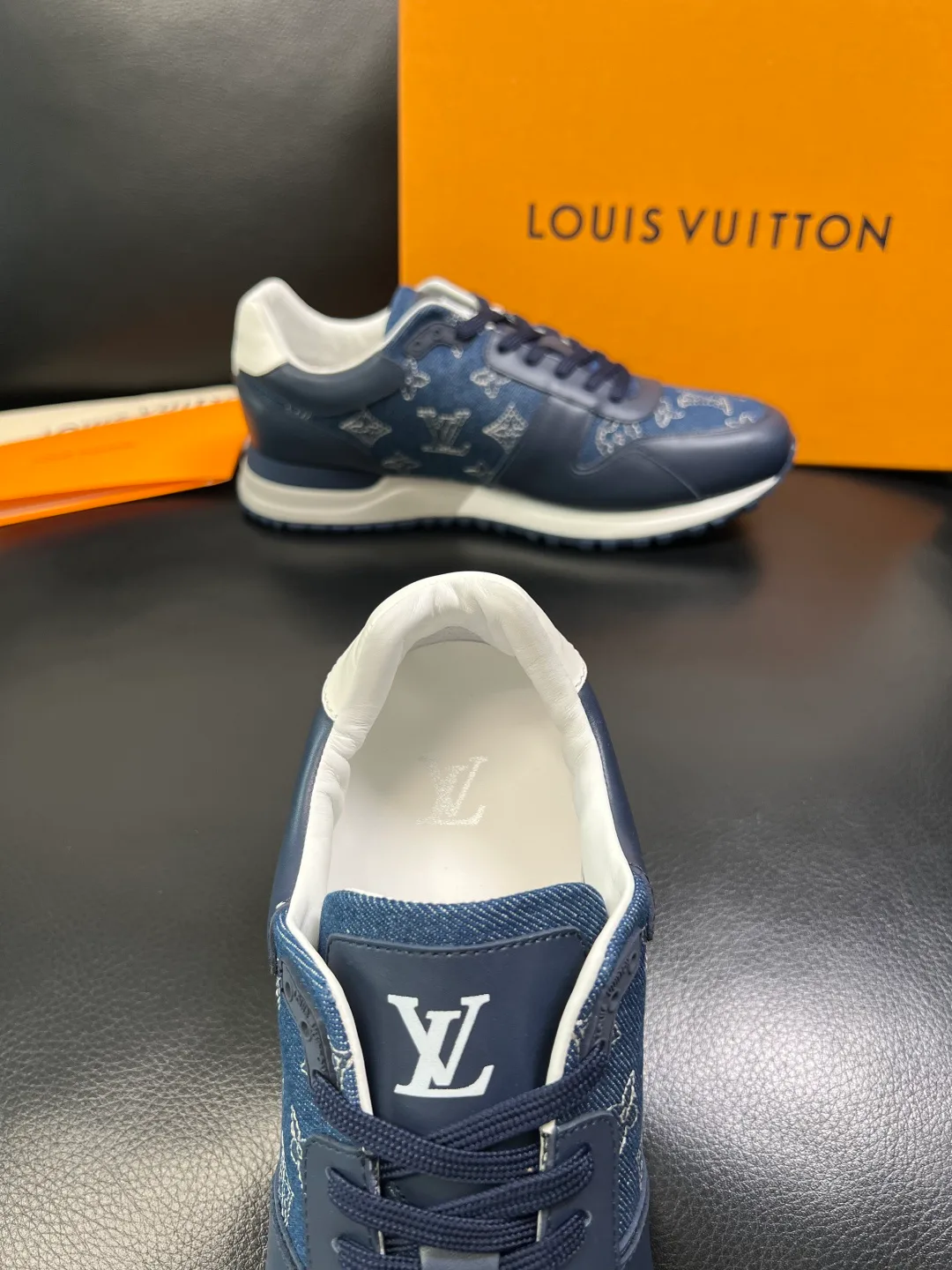 Кроссовки Мужские Louis Vuitton 1498269