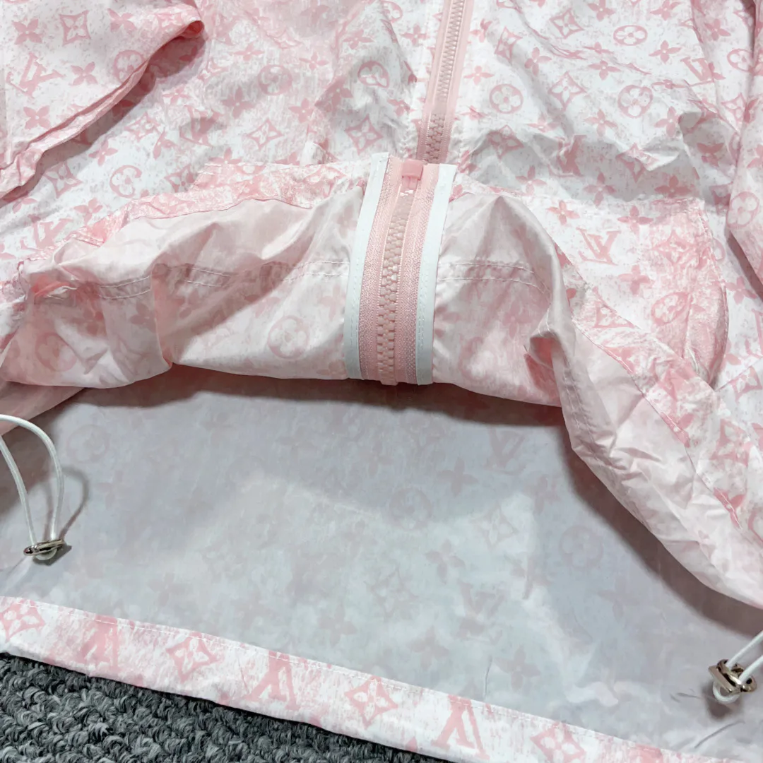 Куртки Женские Louis Vuitton 30934