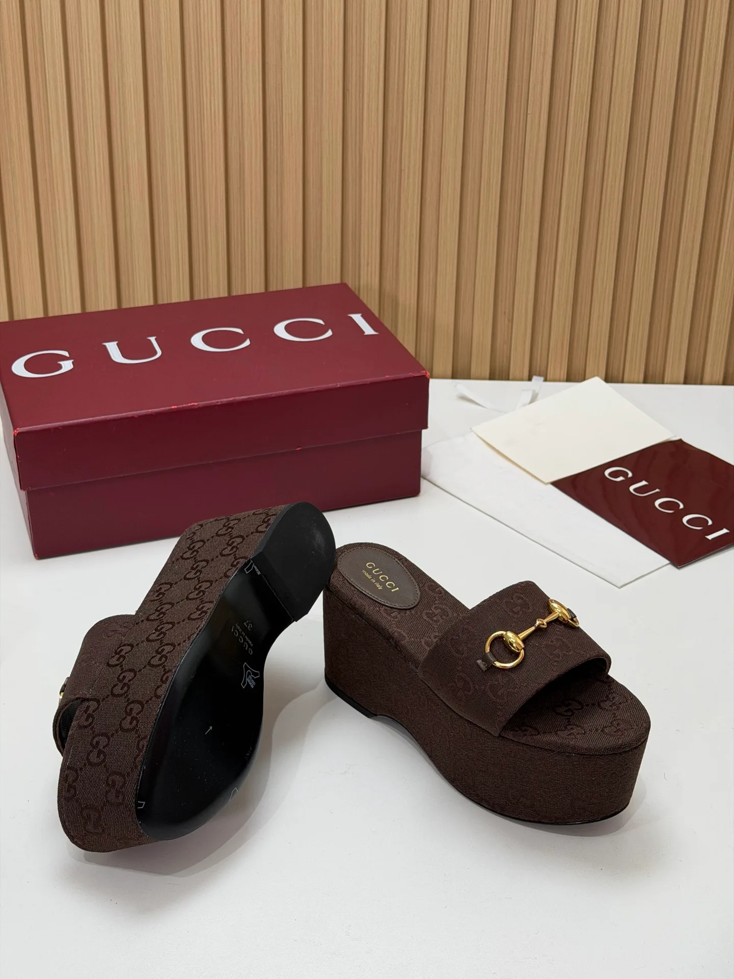 Босоножки Женские Gucci 17631674