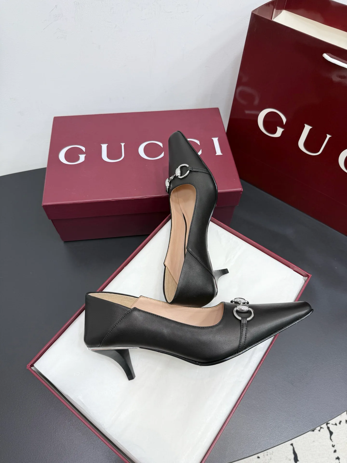 Туфли Женские Gucci 882790