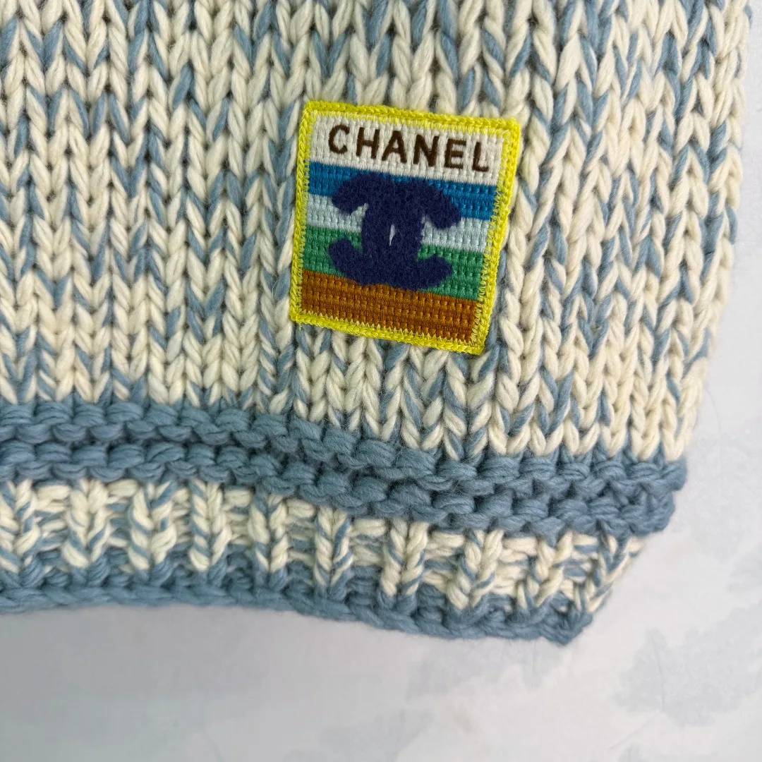Жилеты Женские Chanel 18363006