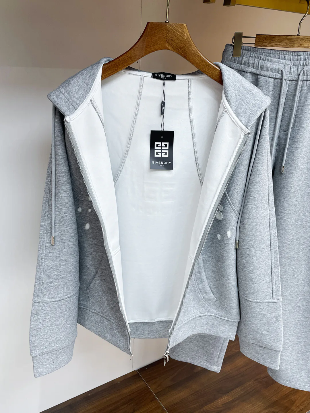 Спортивные Костюмы Мужские Givenchy 18340417