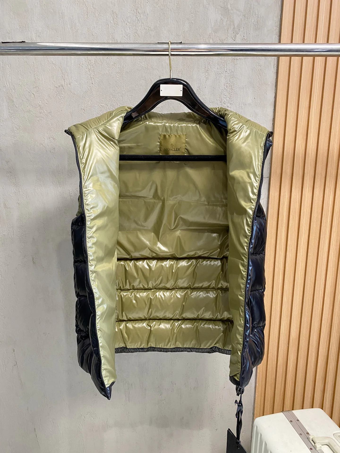 Жилеты Женские Moncler 5596257