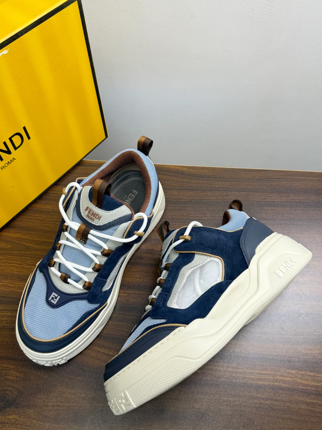 Кроссовки Мужские Fendi 20163784