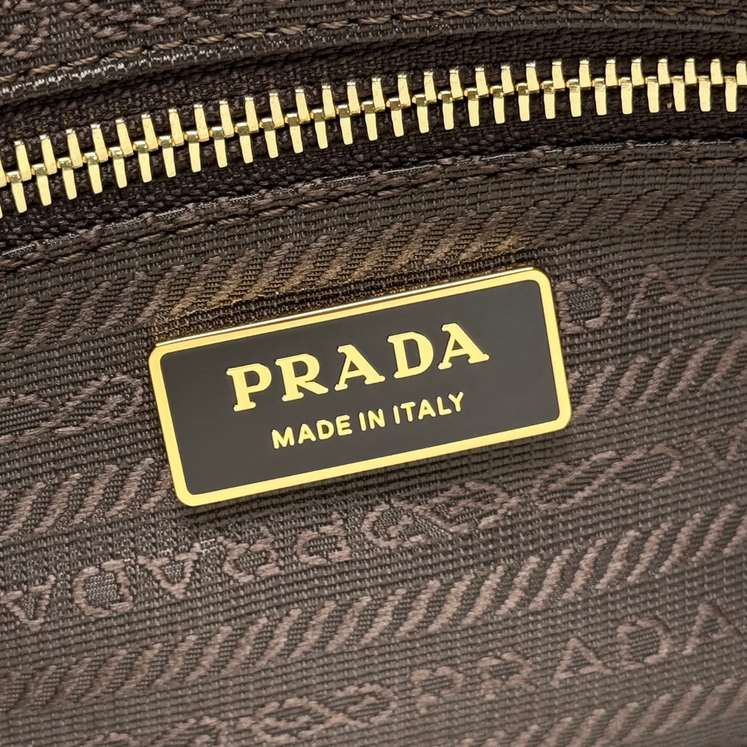 Классические Сумки Женские Prada 10446810