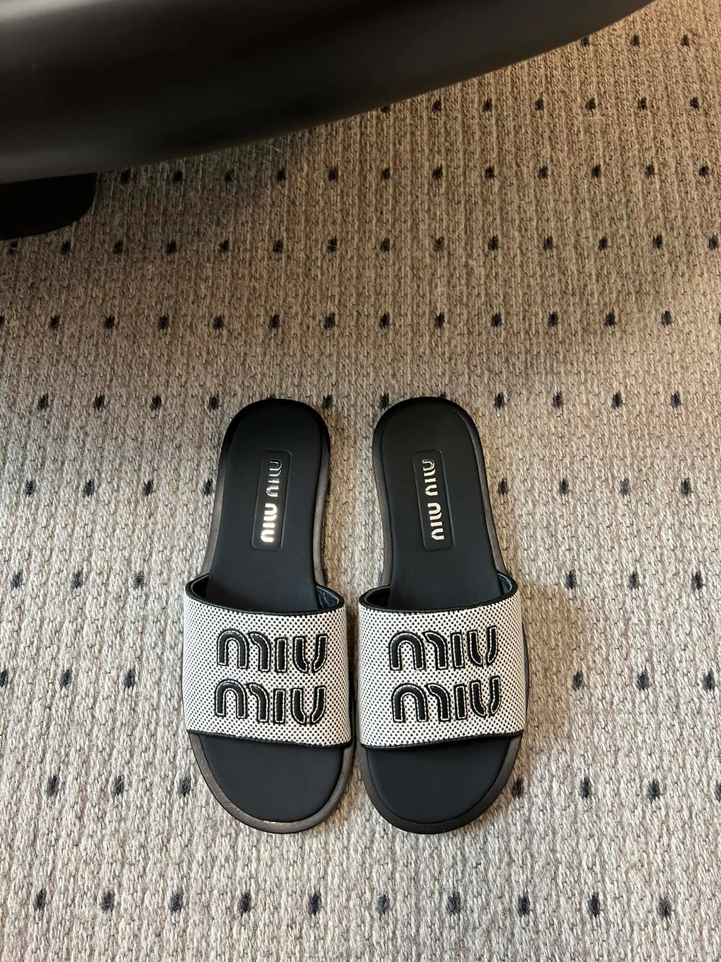 Шлепанцы Женские Miu Miu 13023