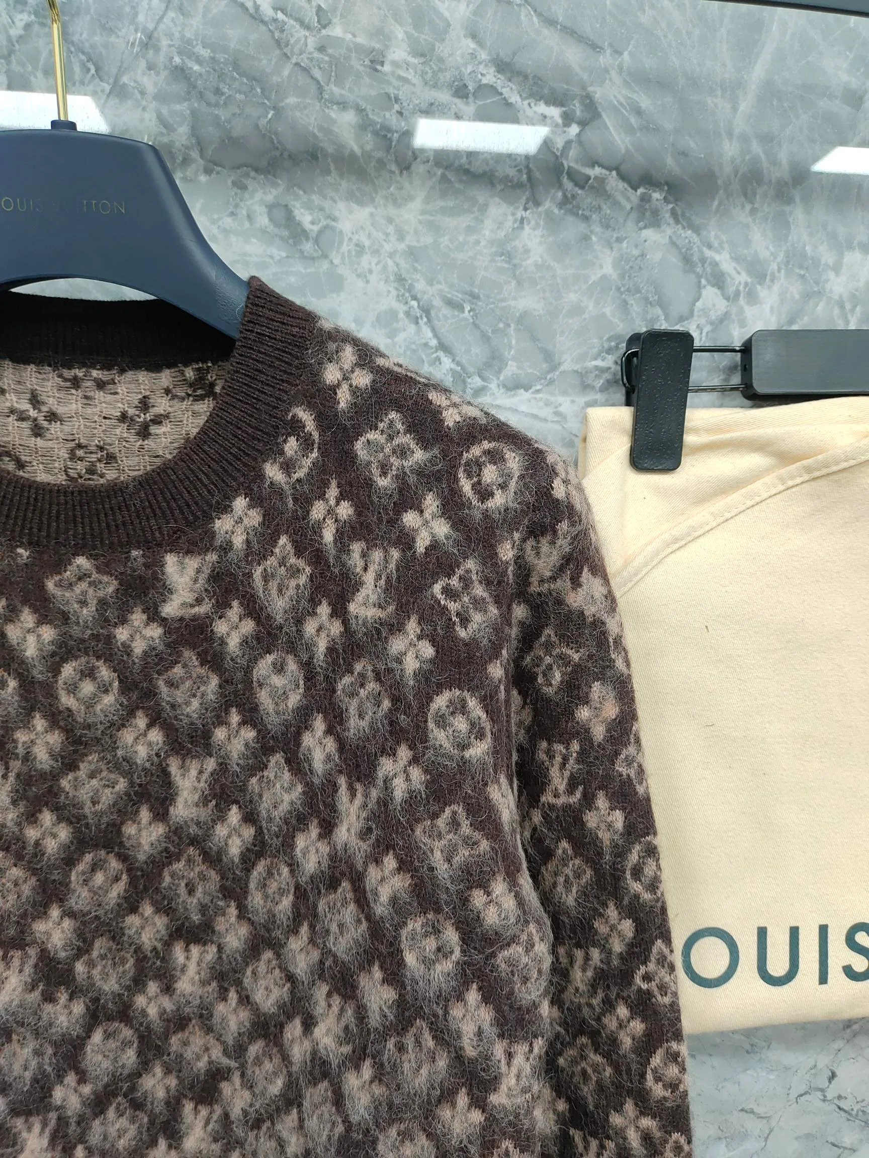 Джемперы И Свитеры Женские Louis Vuitton 18810070
