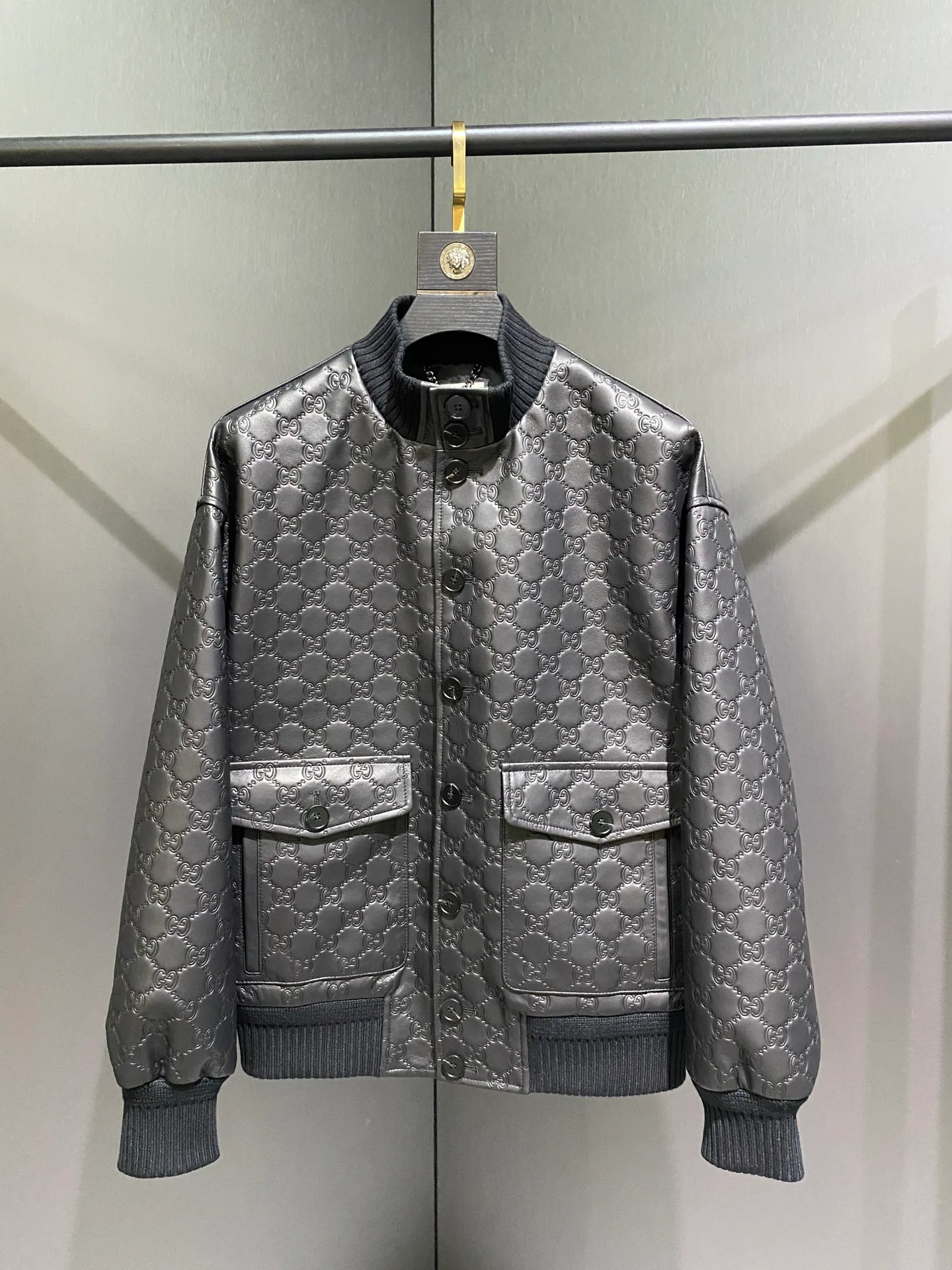 Кожаные Куртки И Дублёнки Мужские Gucci 13602933