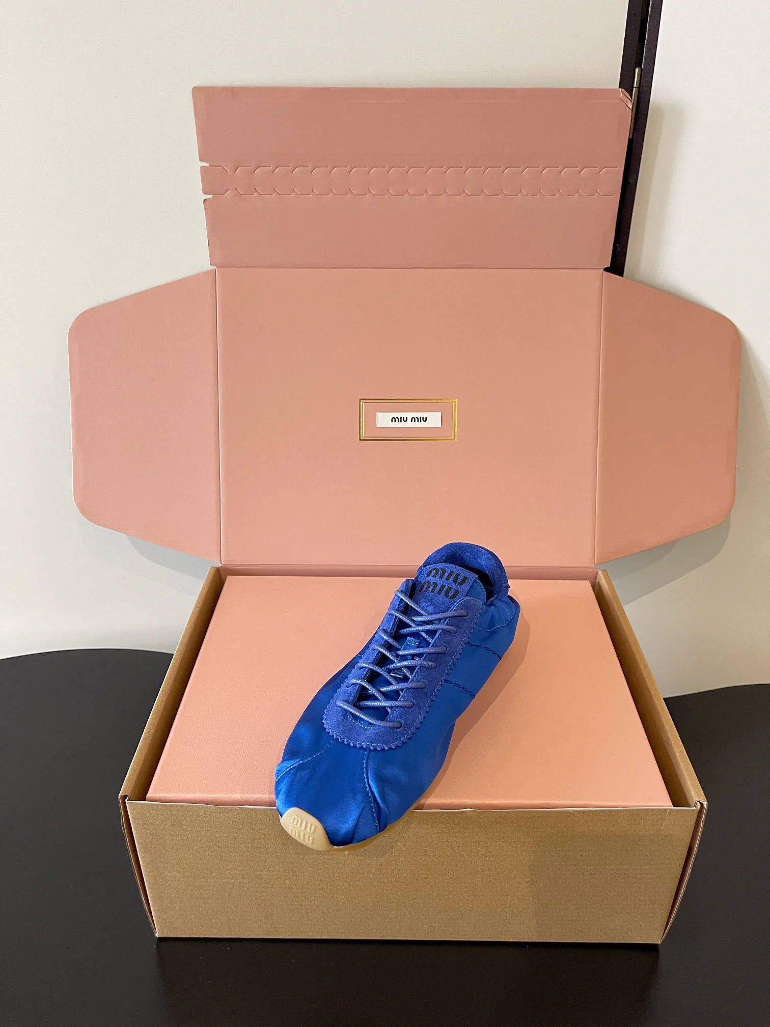 Кроссовки Женские Miu Miu 10655002