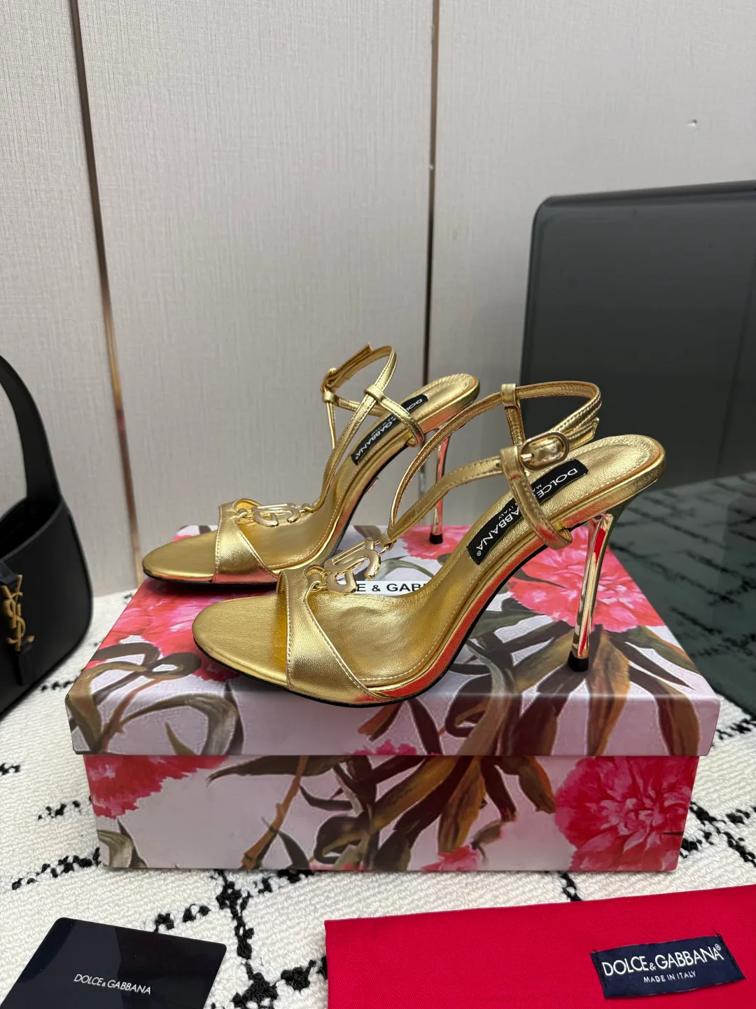 Босоножки Женские Dolce & Gabbana 18335952