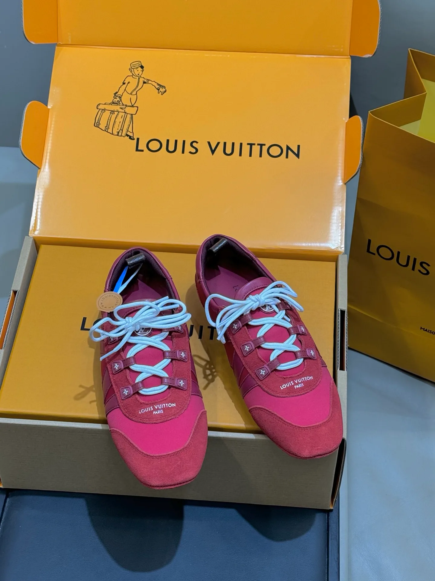 Кроссовки Женские Louis Vuitton 1130753