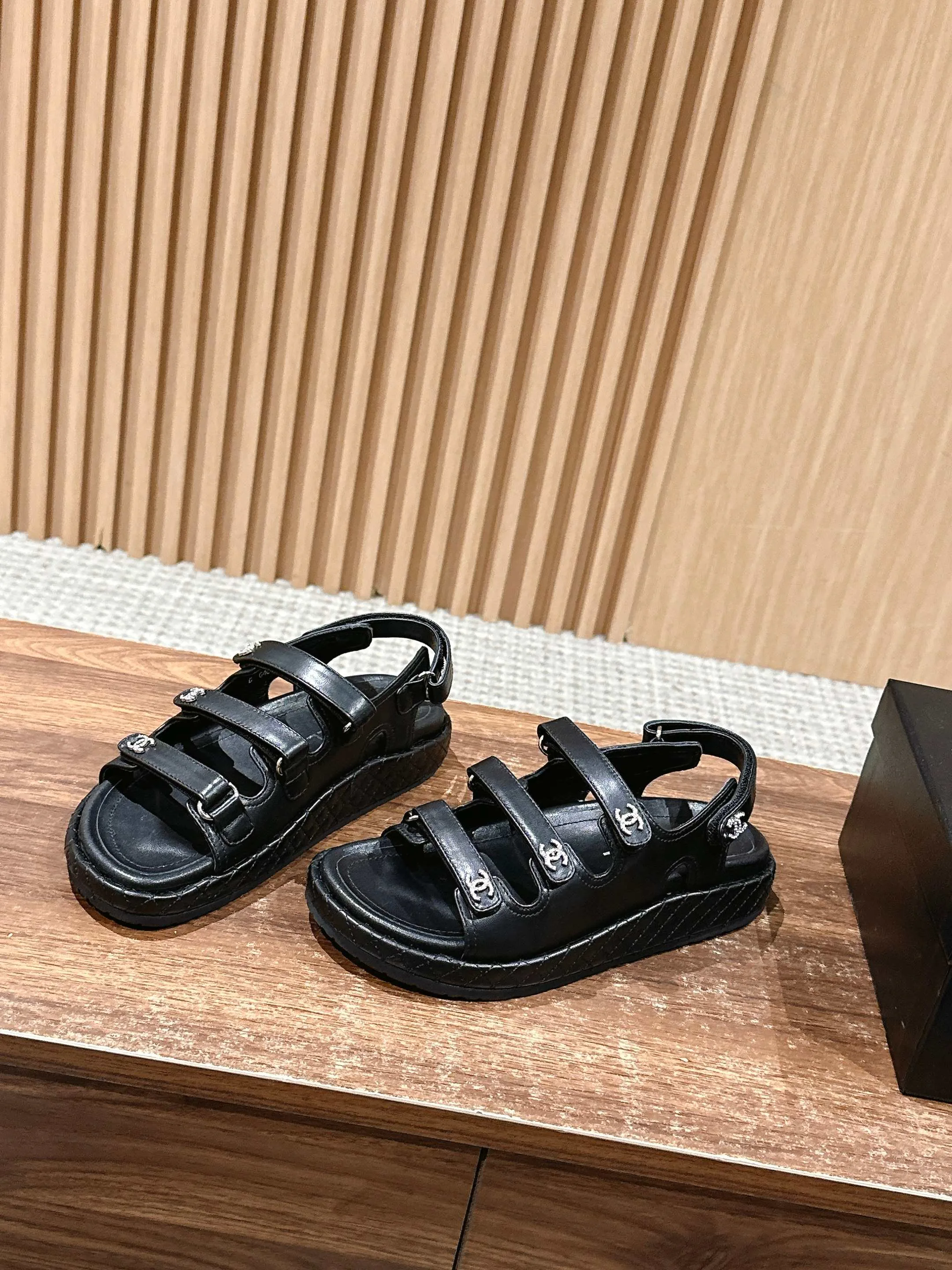 Сандалии Женские Chanel 14615