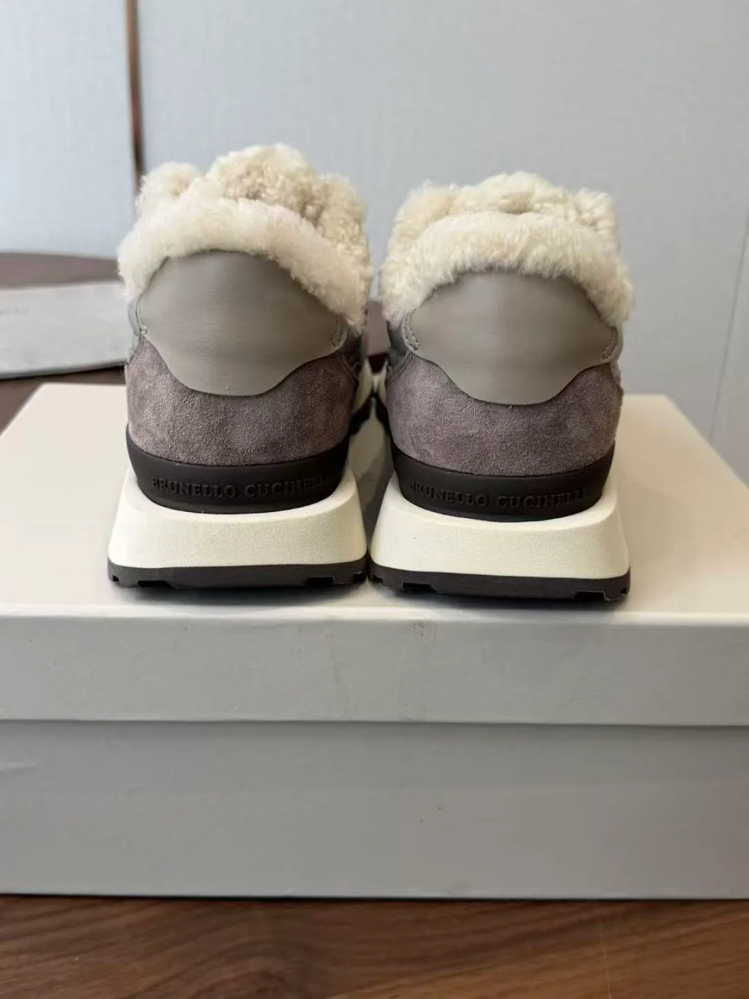 Кроссовки Женские Brunello Cucinelli 18182815
