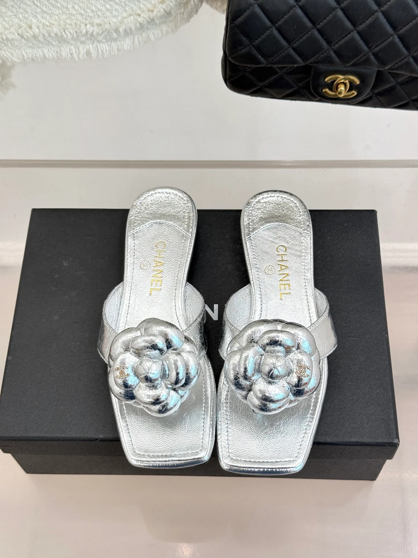 Шлепанцы Женские Chanel 13151658