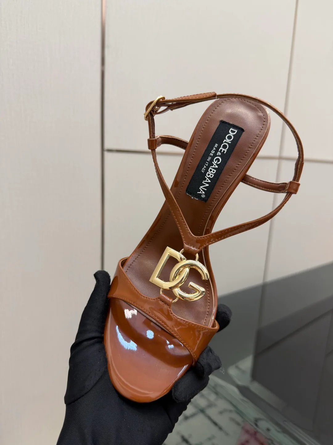 Босоножки Женские Dolce & Gabbana 18335954