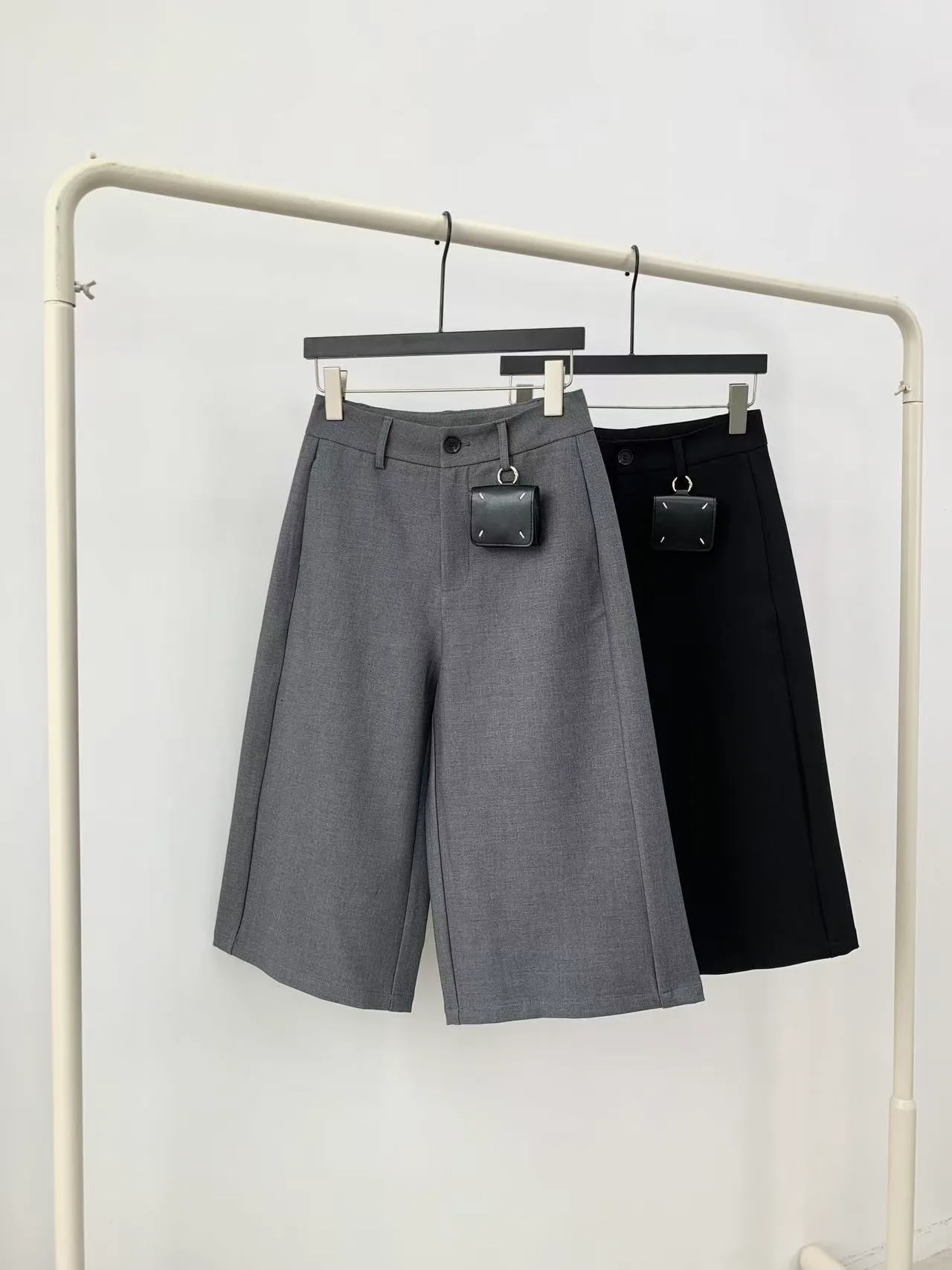 Шорты Женские Maison Margiela 11172002