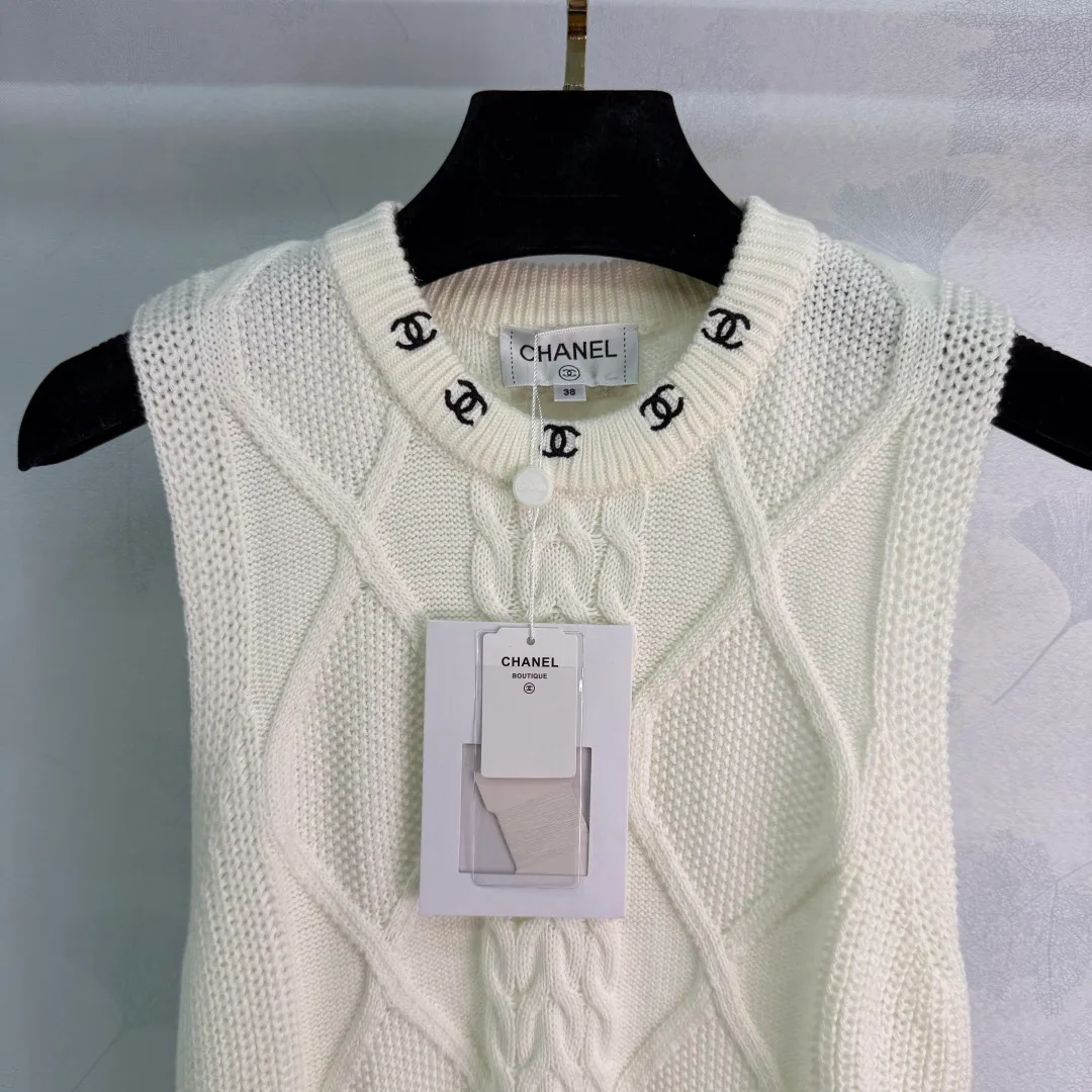 Жилеты Женские Chanel 13237543