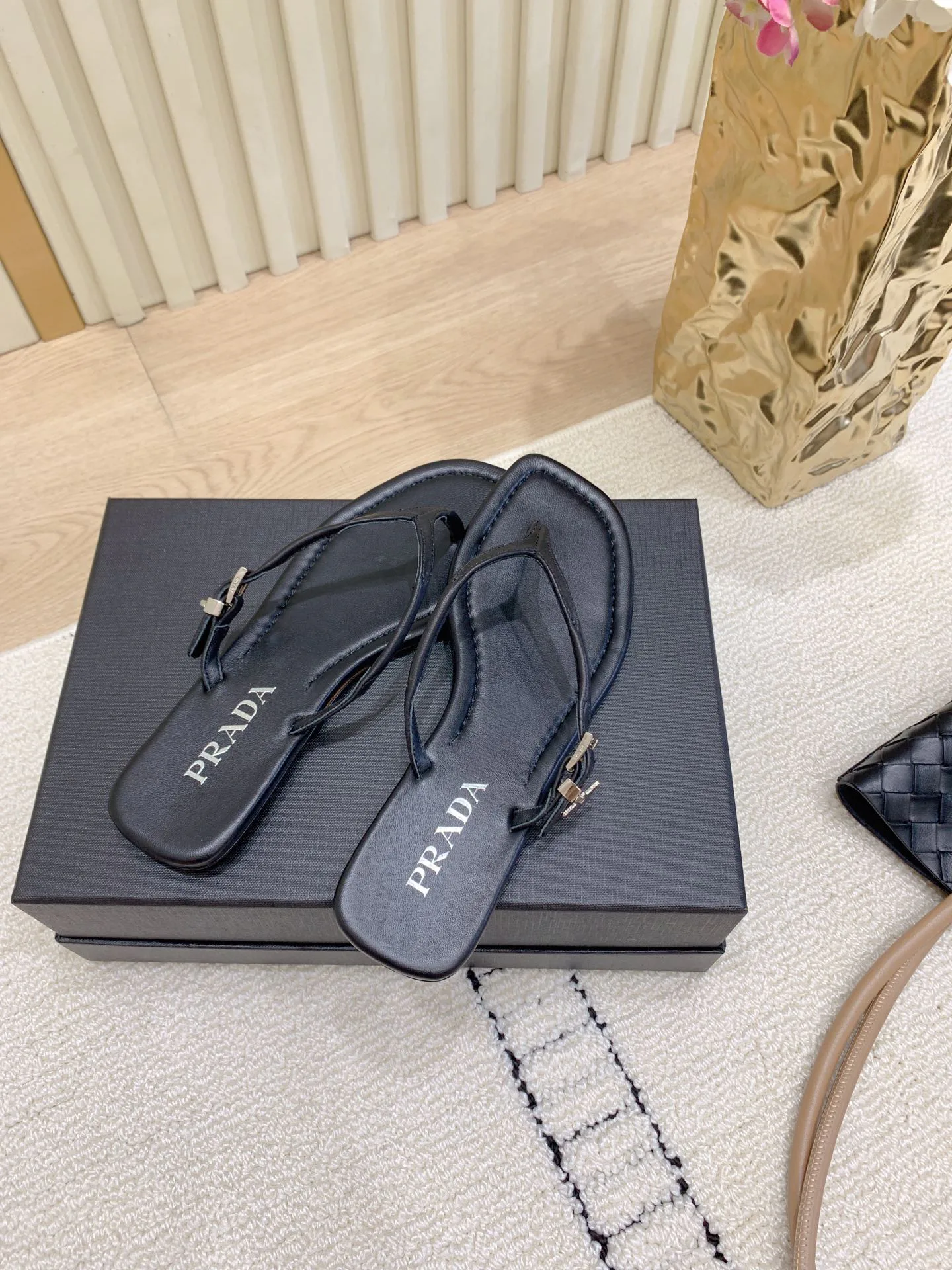 Шлепанцы Женские Prada 3396719