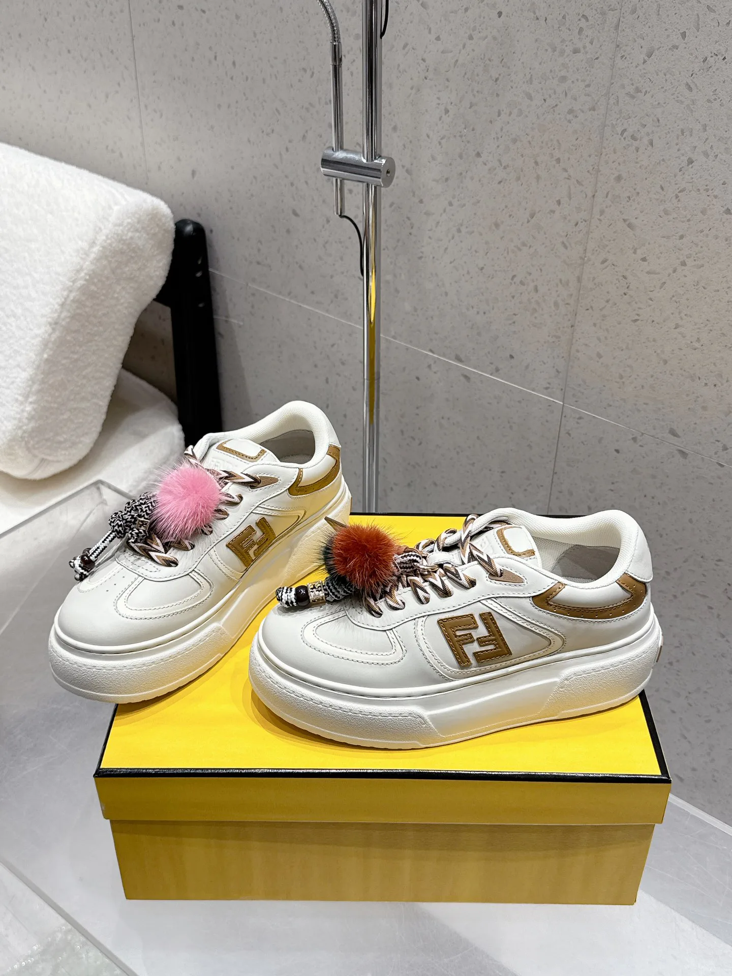 Ботинки Женские Fendi 13078826