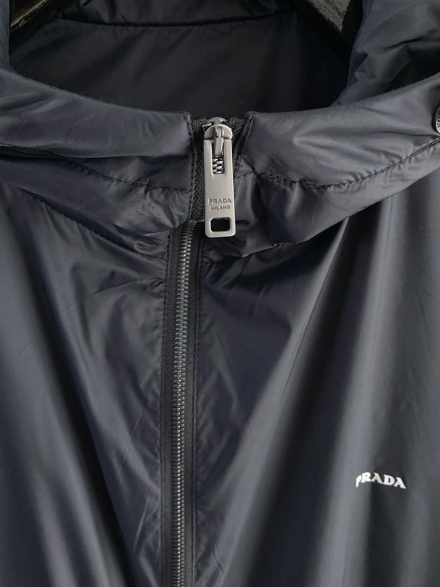 Куртки И Пуховики Мужские Prada 10300309