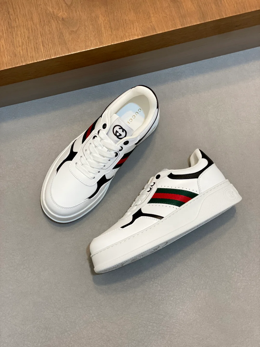 Кроссовки Мужские Gucci 19064125