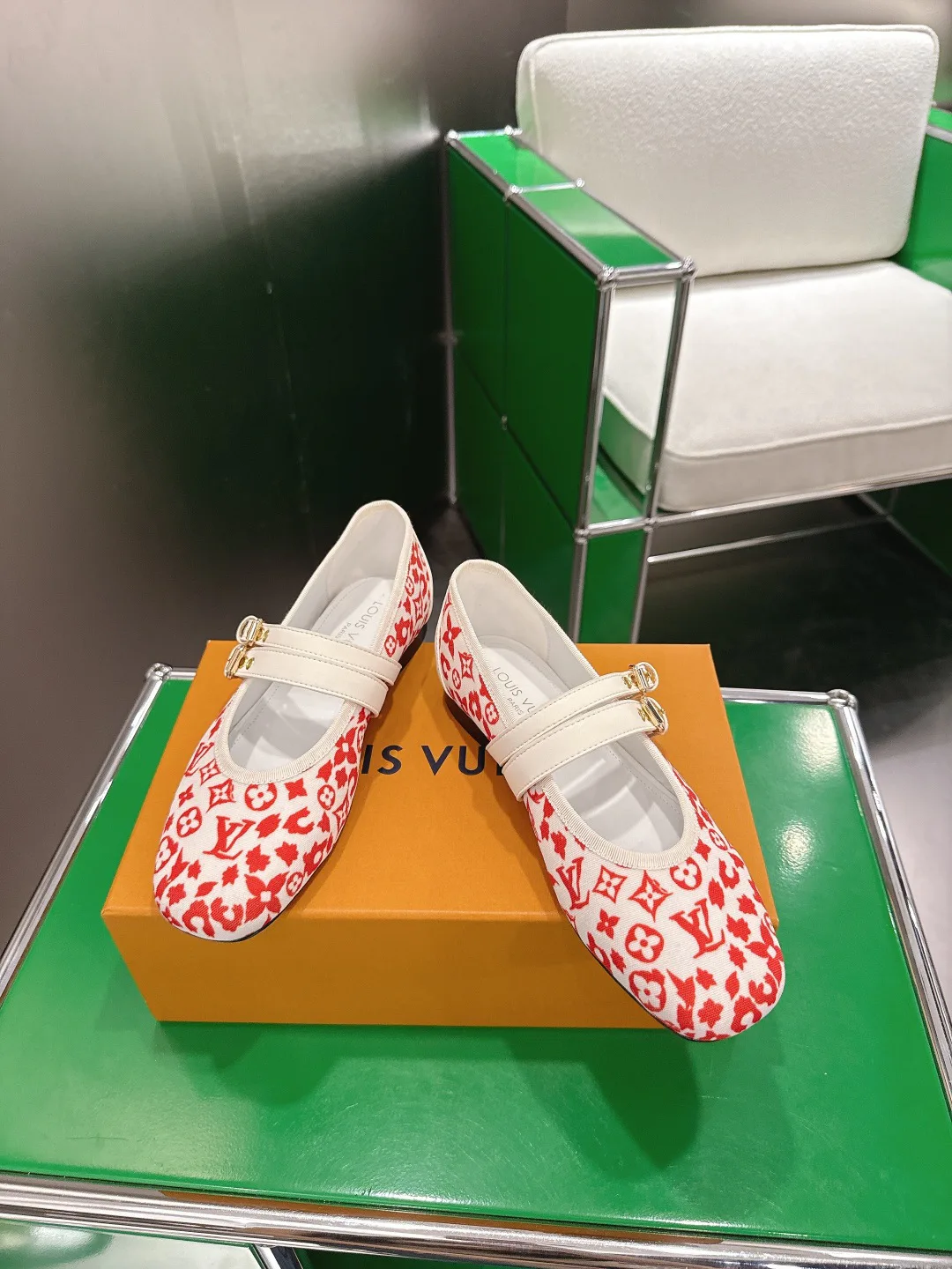 Туфли Женские Louis Vuitton 11703550
