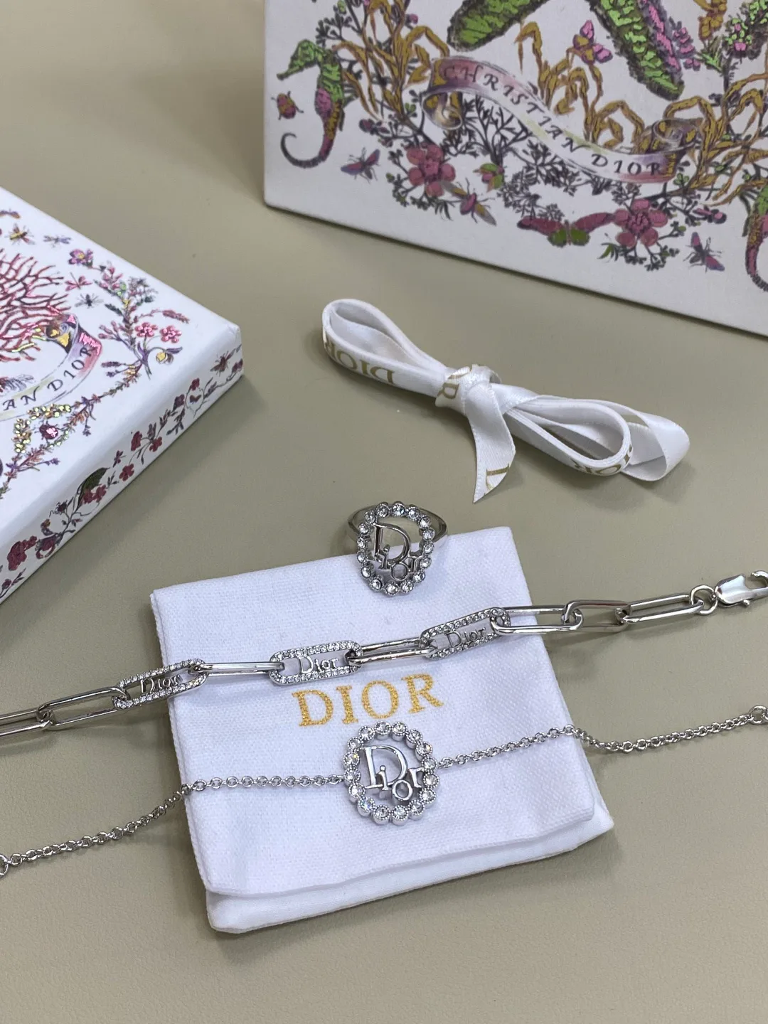 Бижутерия Christian Dior 17843091
