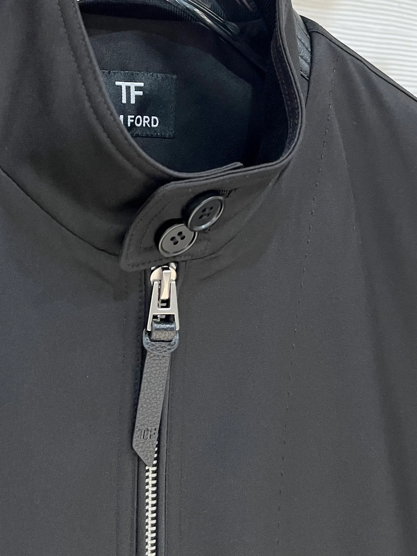 Пуховики Женские Tom Ford 243831