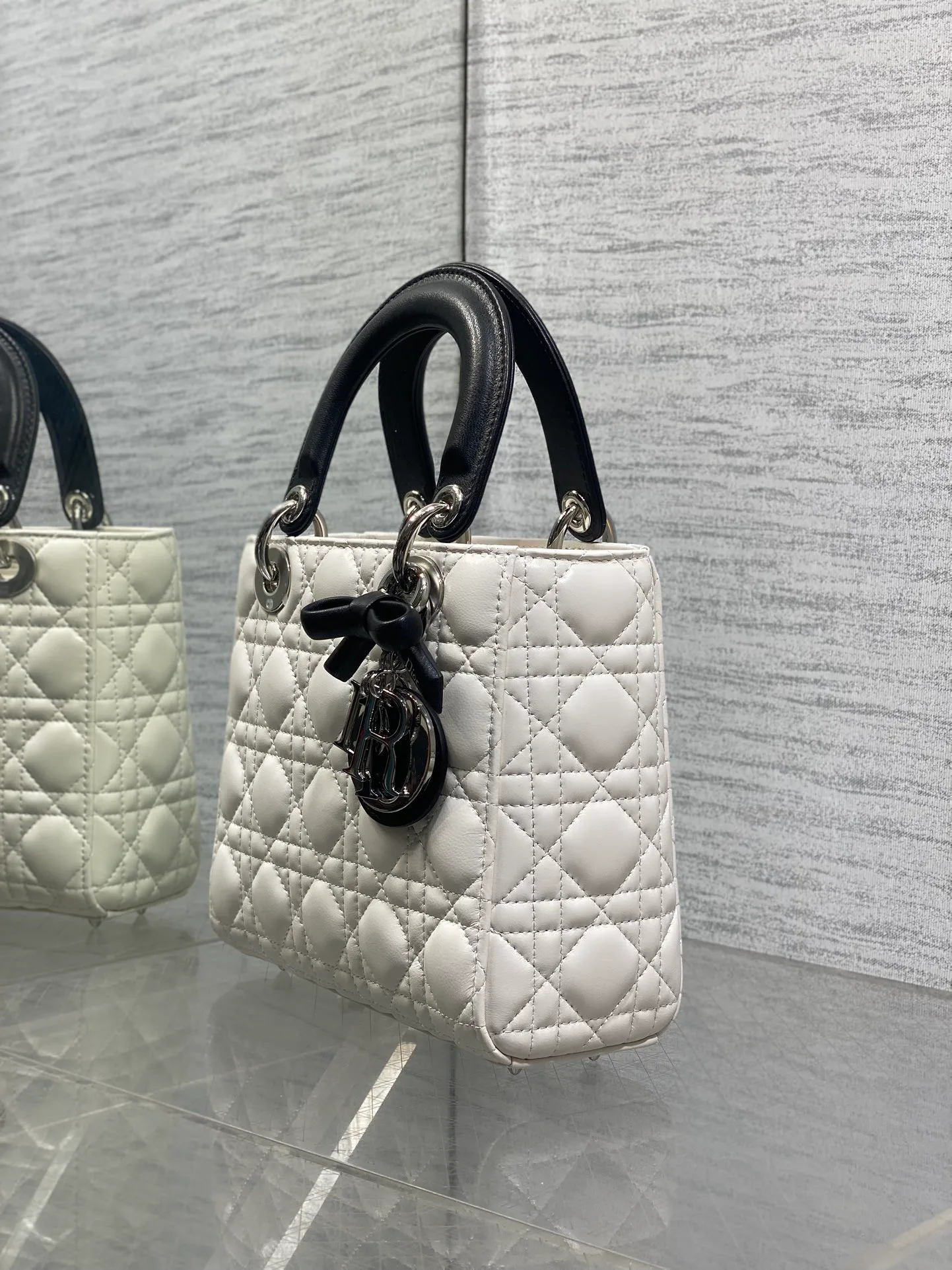Классические Сумки Женские Christian Dior 17795011