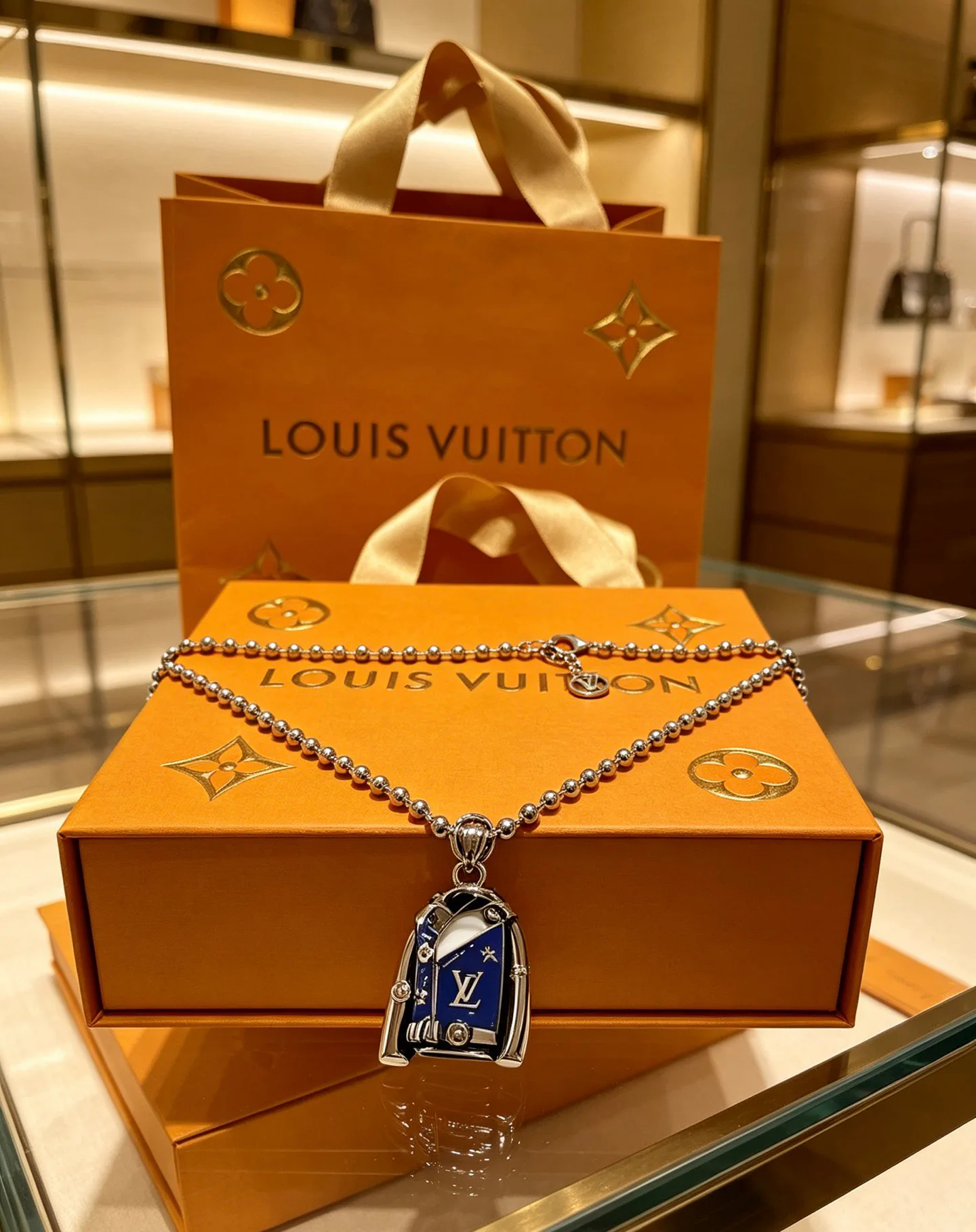 Бижутерия Louis Vuitton 18609761
