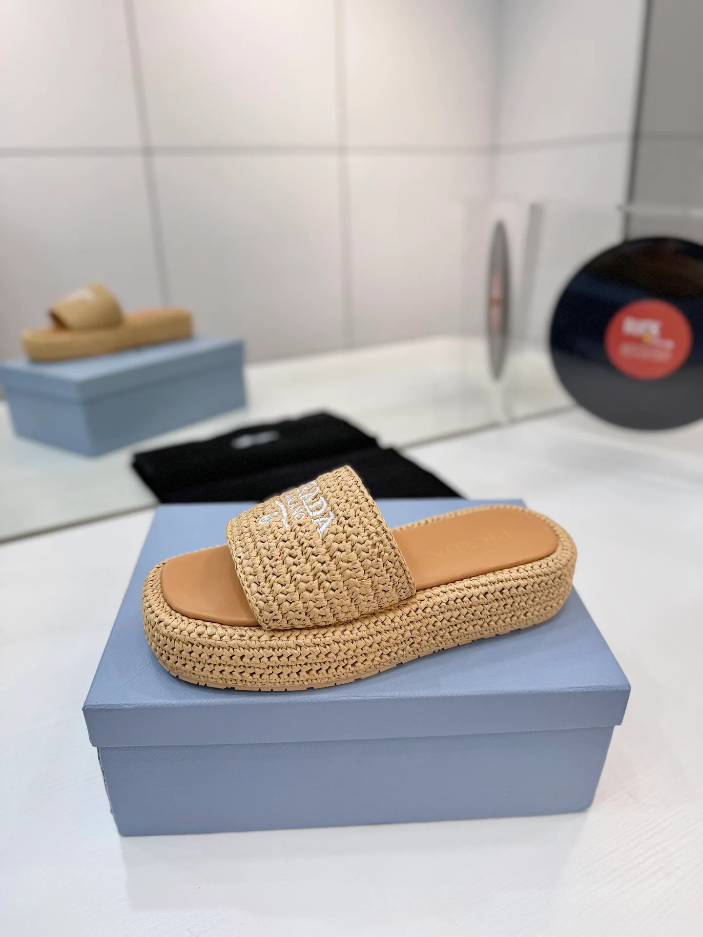 Сандалии Женские Prada 9535152