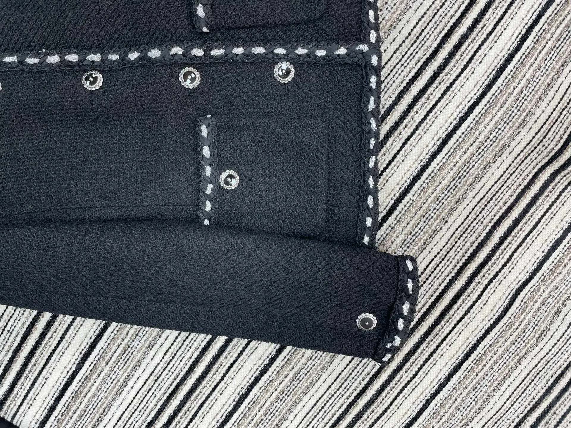 Куртки И Пуховики Женские Chanel 1023966