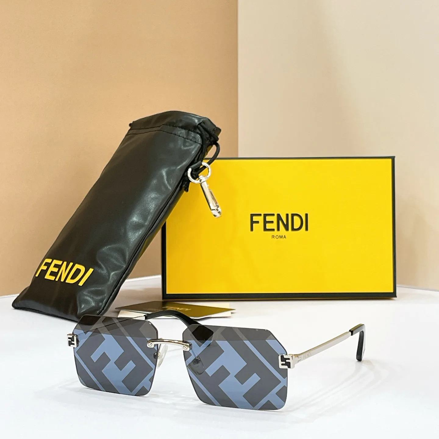Очки Fendi 16949016