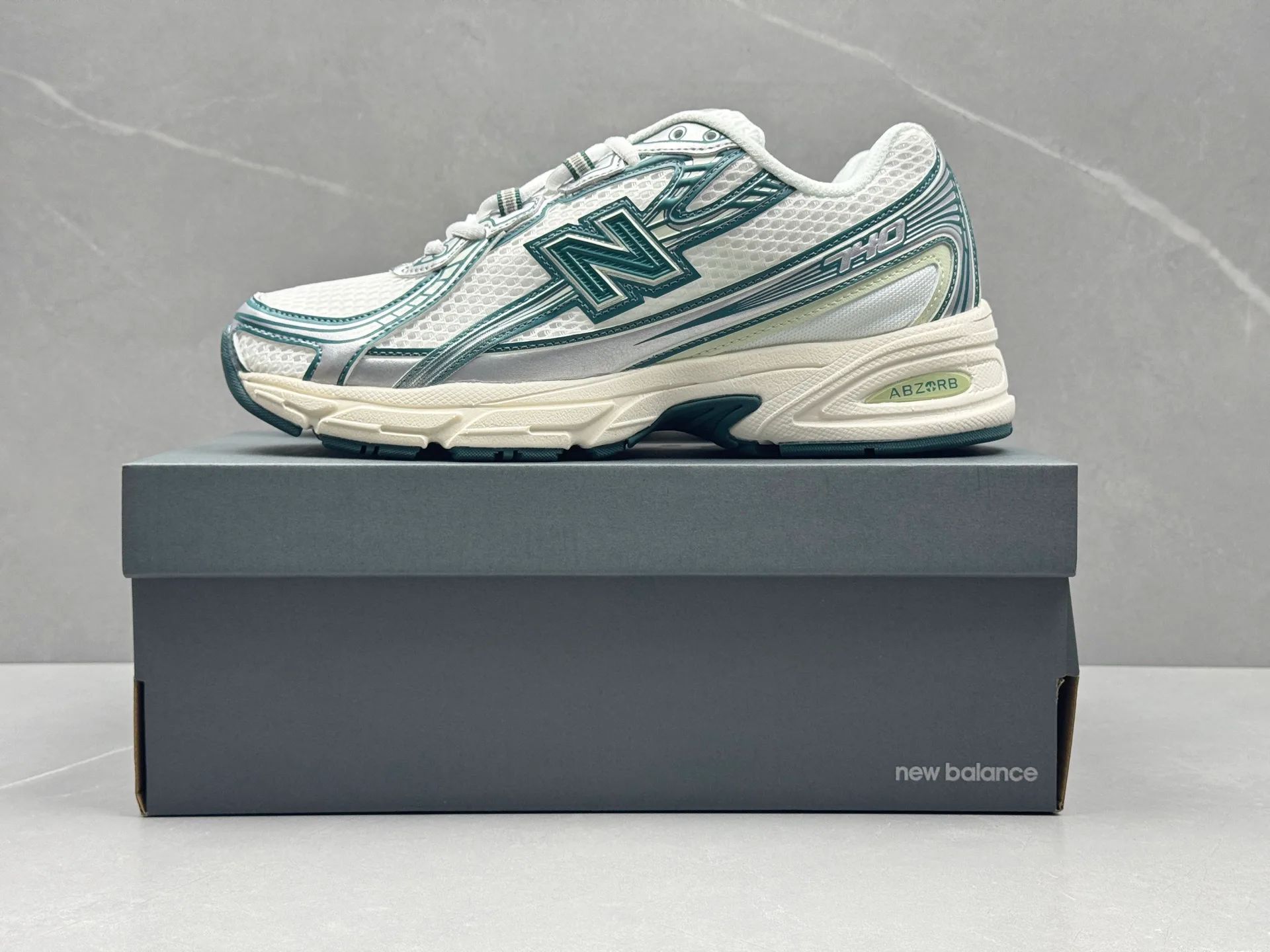 Кроссовки Женские New Balance 34901