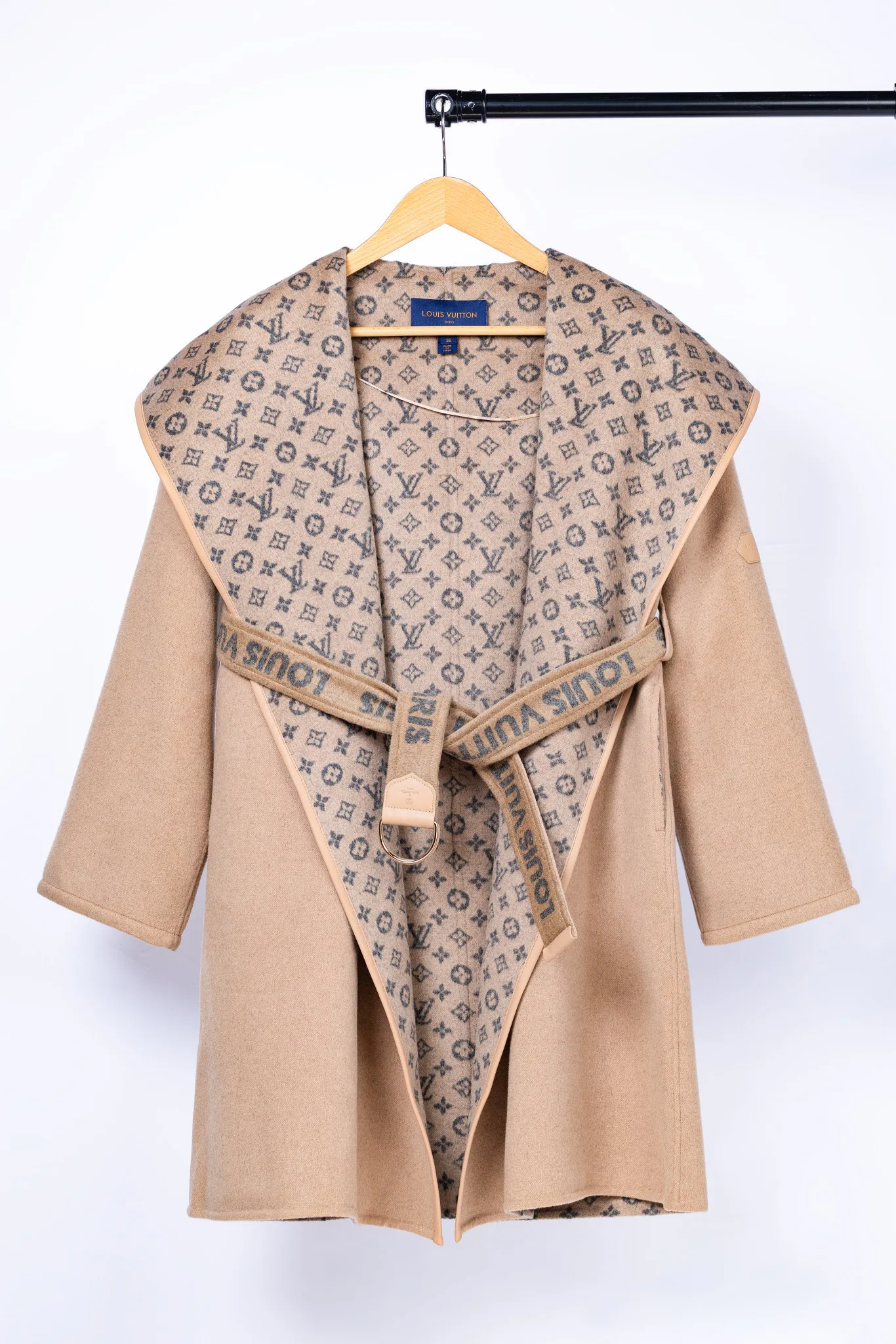 Пальто Женские Louis Vuitton 92612